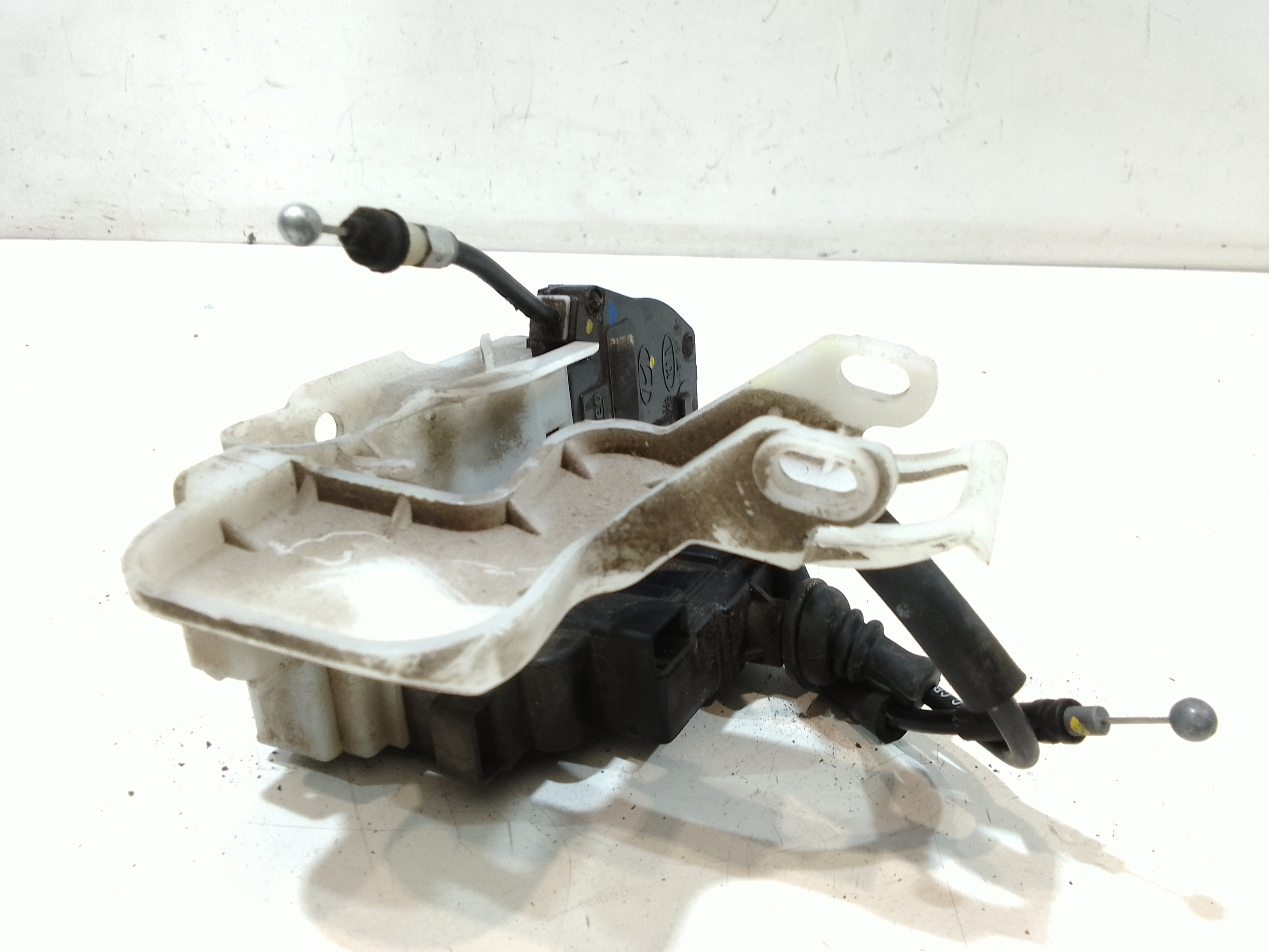 Serratura Anteriore Sinistra per Kia Cee d 1 Serie (2006 - 2012)