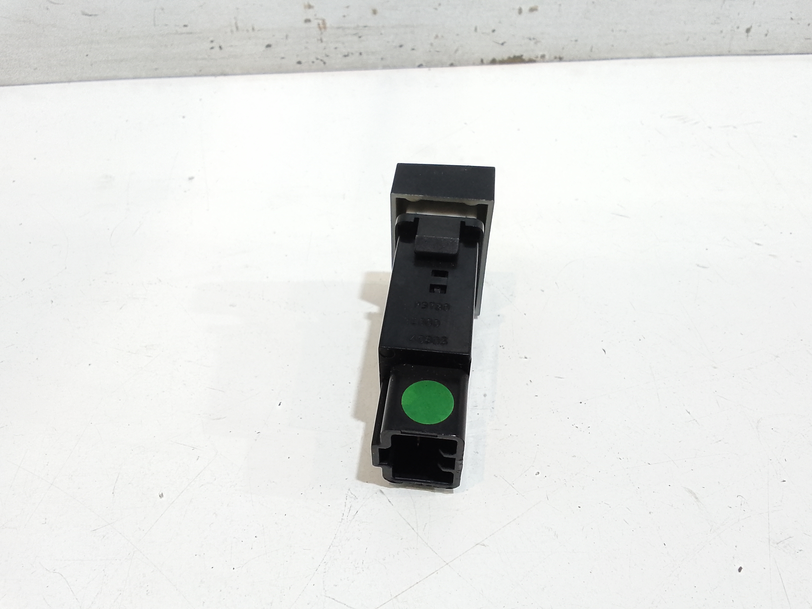 Pulsante Tergilunotto posteriore per Kia Sorento 1 Serie (2002 - 2006)