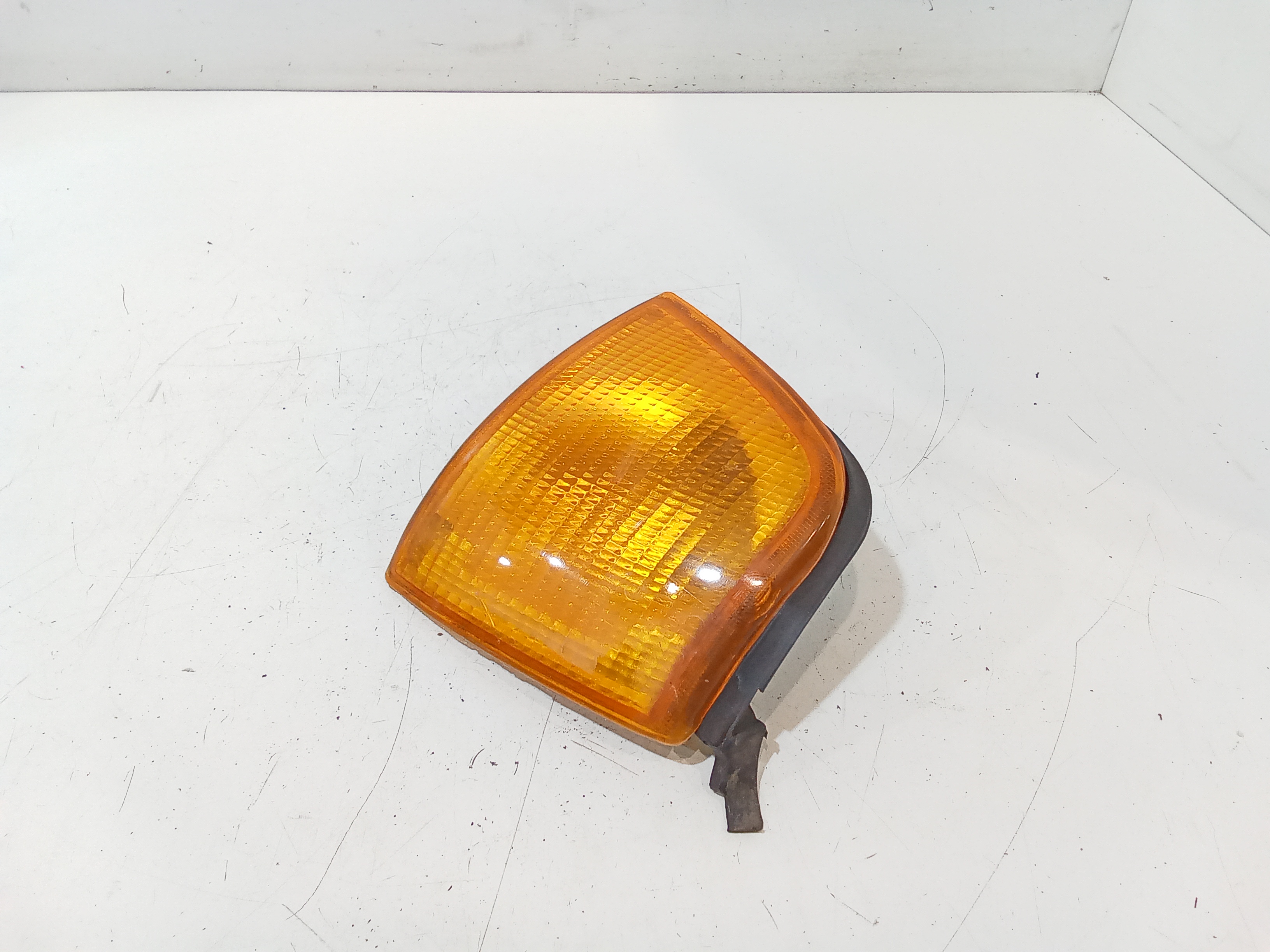 Freccia ant DX per Audi 80 Serie (b3) (86>91) (1986 - 1991)