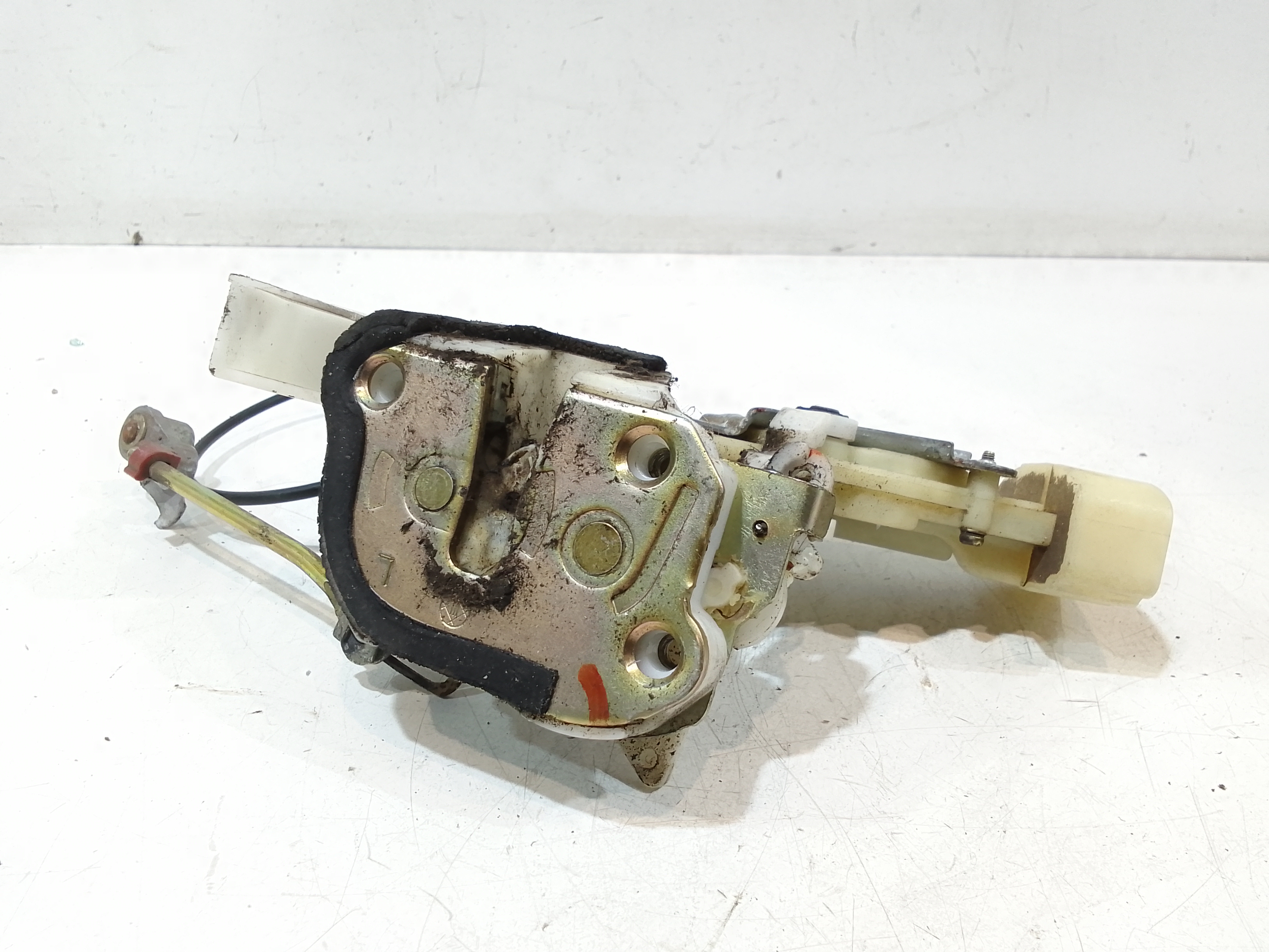 Serratura Anteriore Sinistra per Toyota Yaris Verso Serie (03>07) (2003 - 2007)