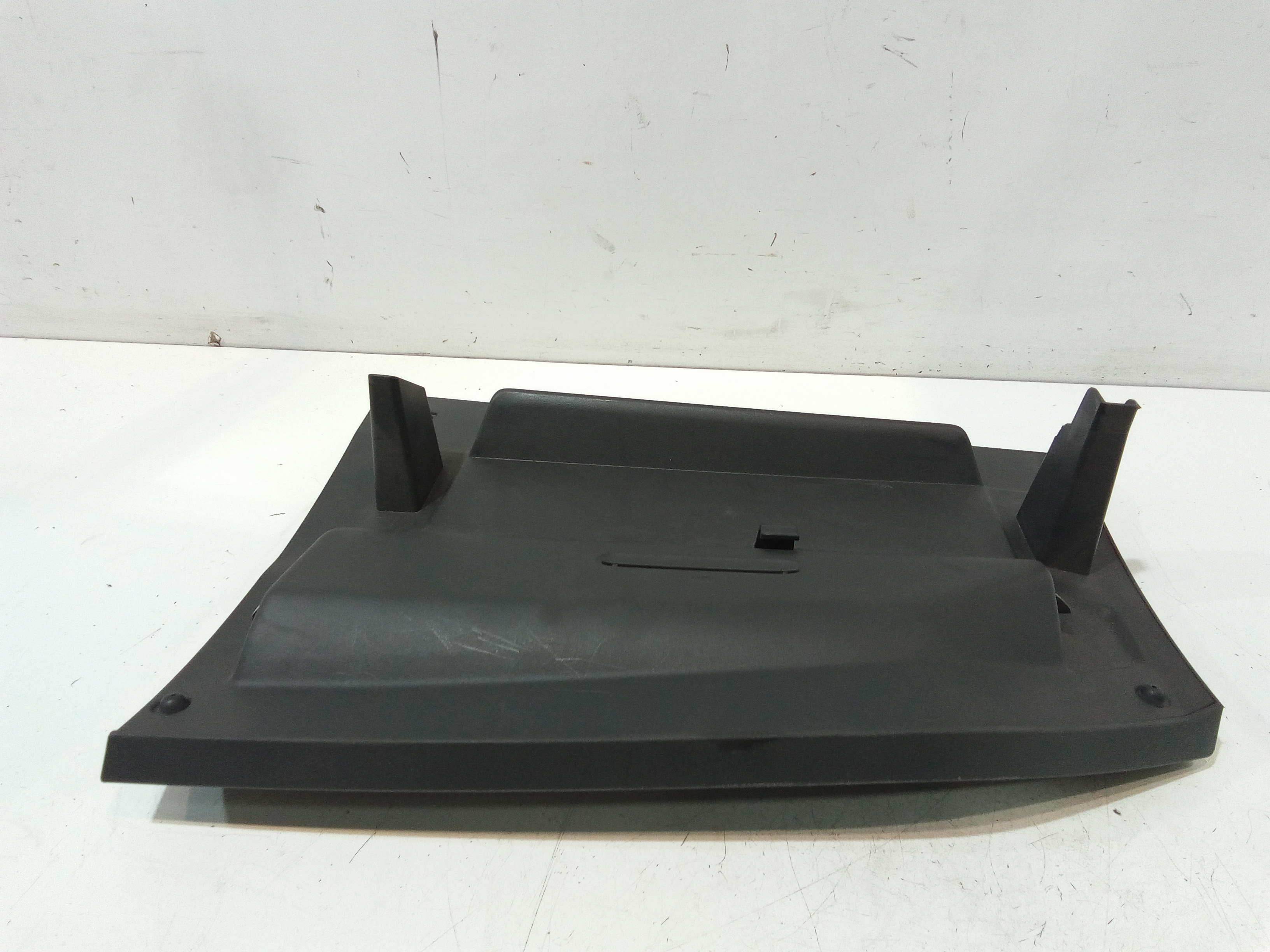 Sportellino porta oggetti  solo sportellino  per Ford Focus Berlina 5 Serie (2011 - 2014)