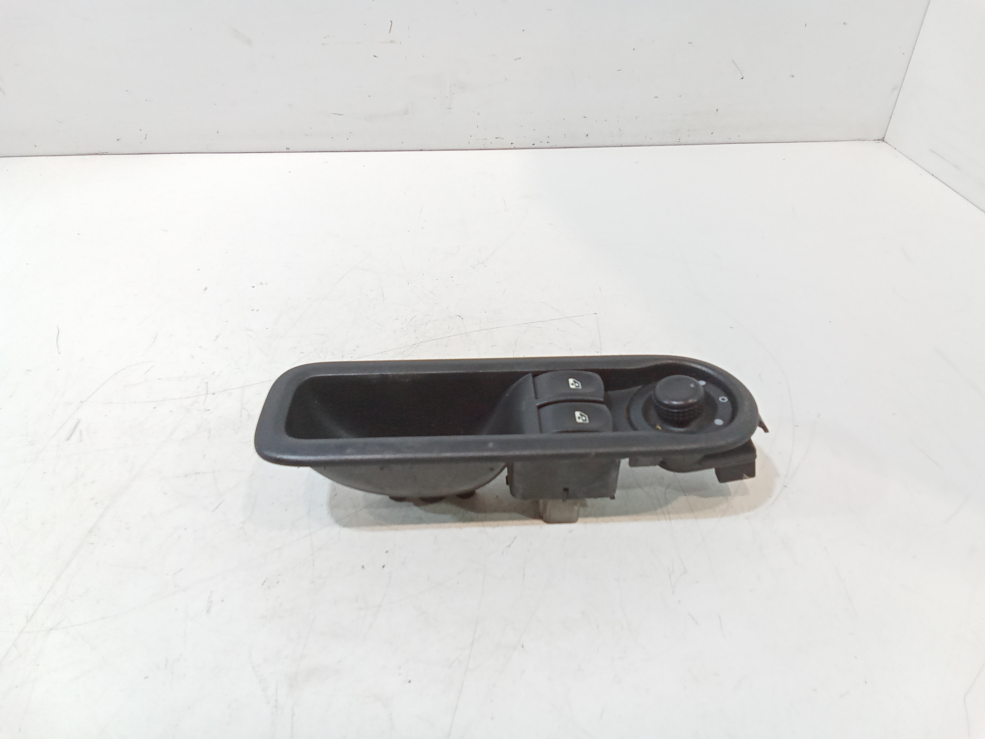 Pulsantiera anteriore sinistra Guida per Renault Twingo Ii Serie  (07>14) (2007 - 2014)