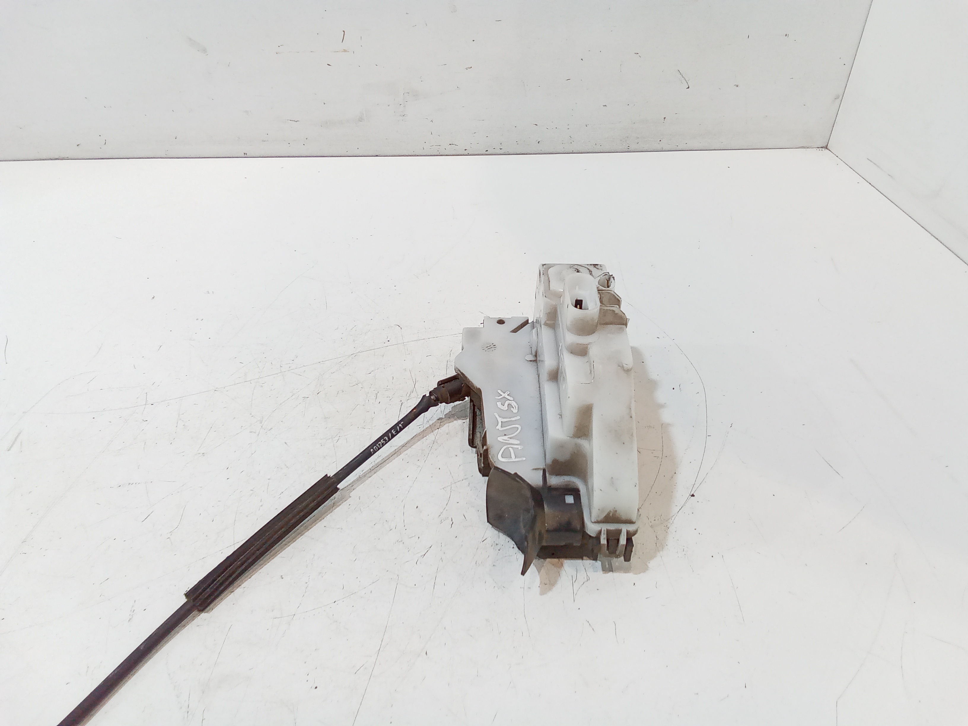 Attuatore serratura anteriore sinistro per Renault Twingo Ii Serie  (07>14) (2007 - 2014)