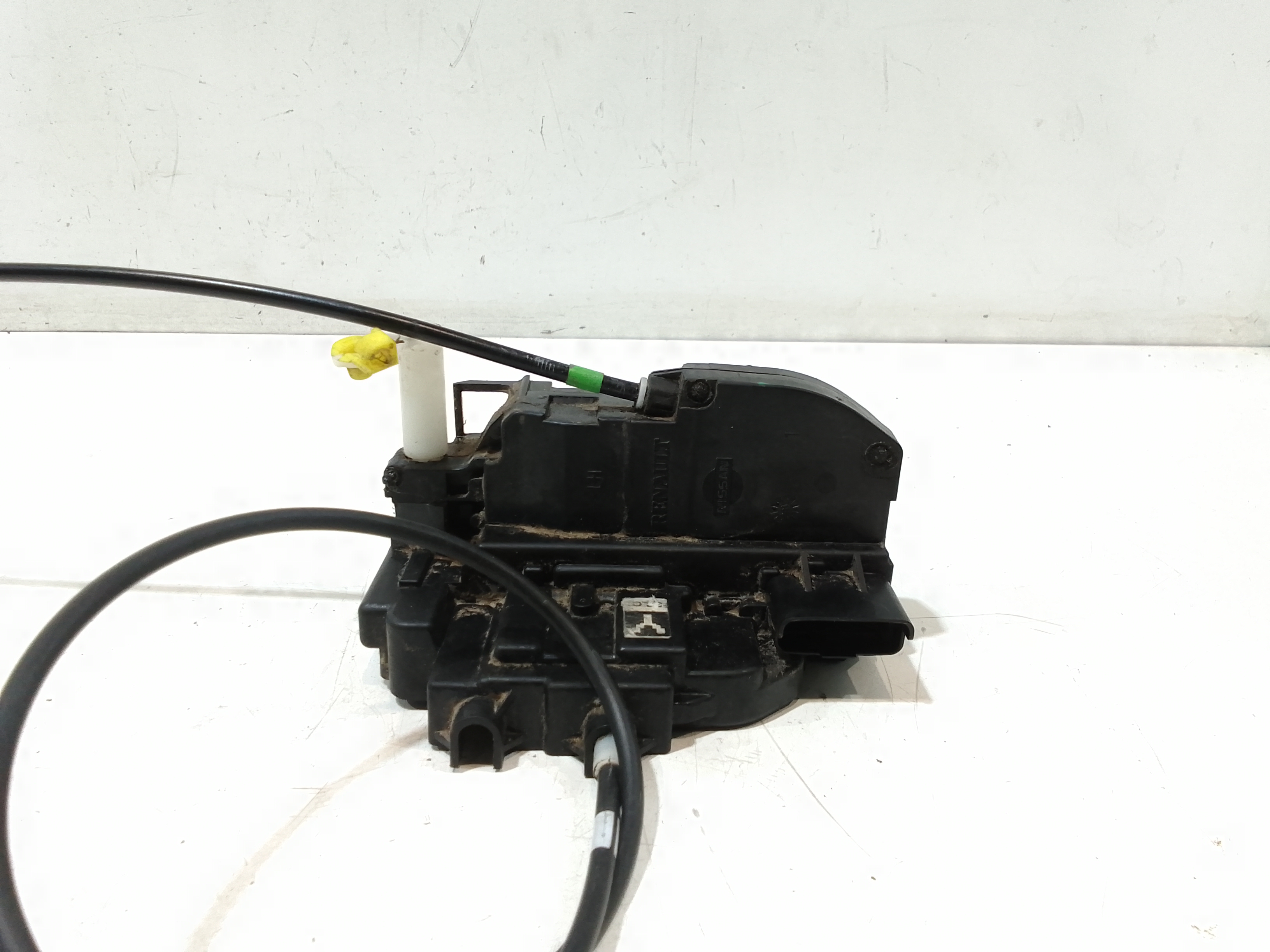 Serratura Anteriore Sinistra per Nissan Qashqai 1 Serie (2006 - 2009)