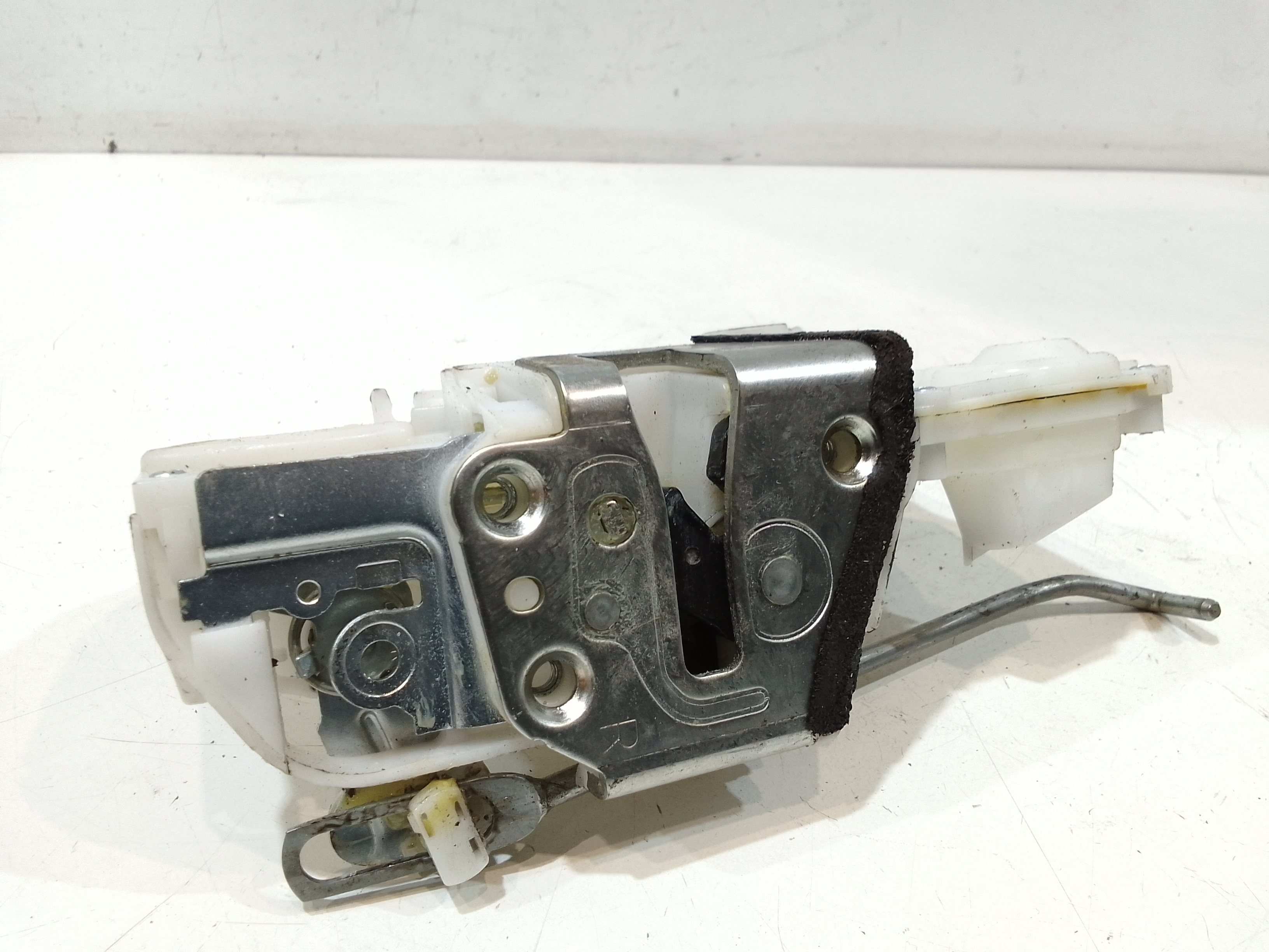 Serratura Anteriore Destra per Suzuki Swift 5 Serie (10>12) (2010 - 2012)