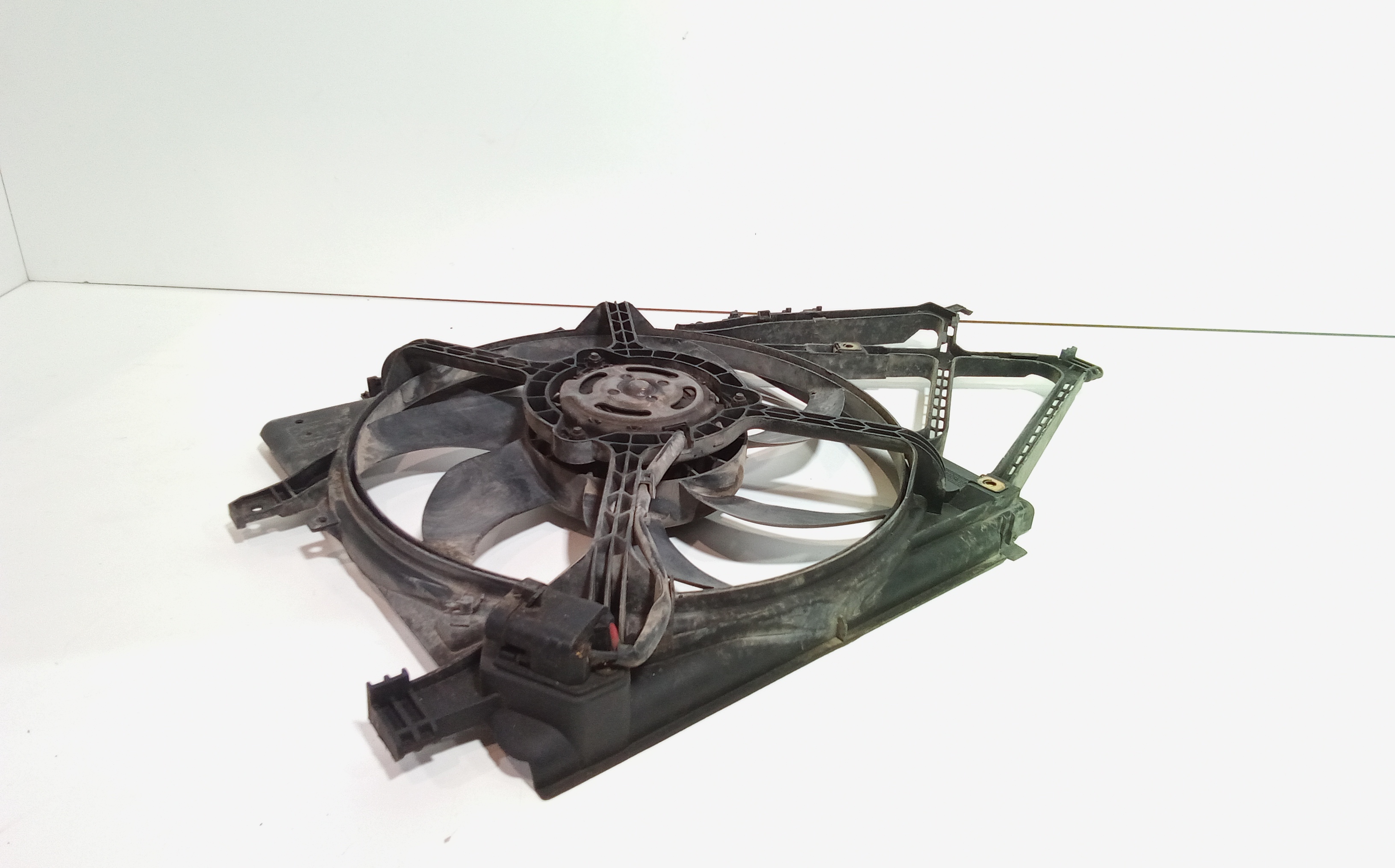 Elettroventola per Opel Corsa C 5p 2 Serie (2003 - 2006)