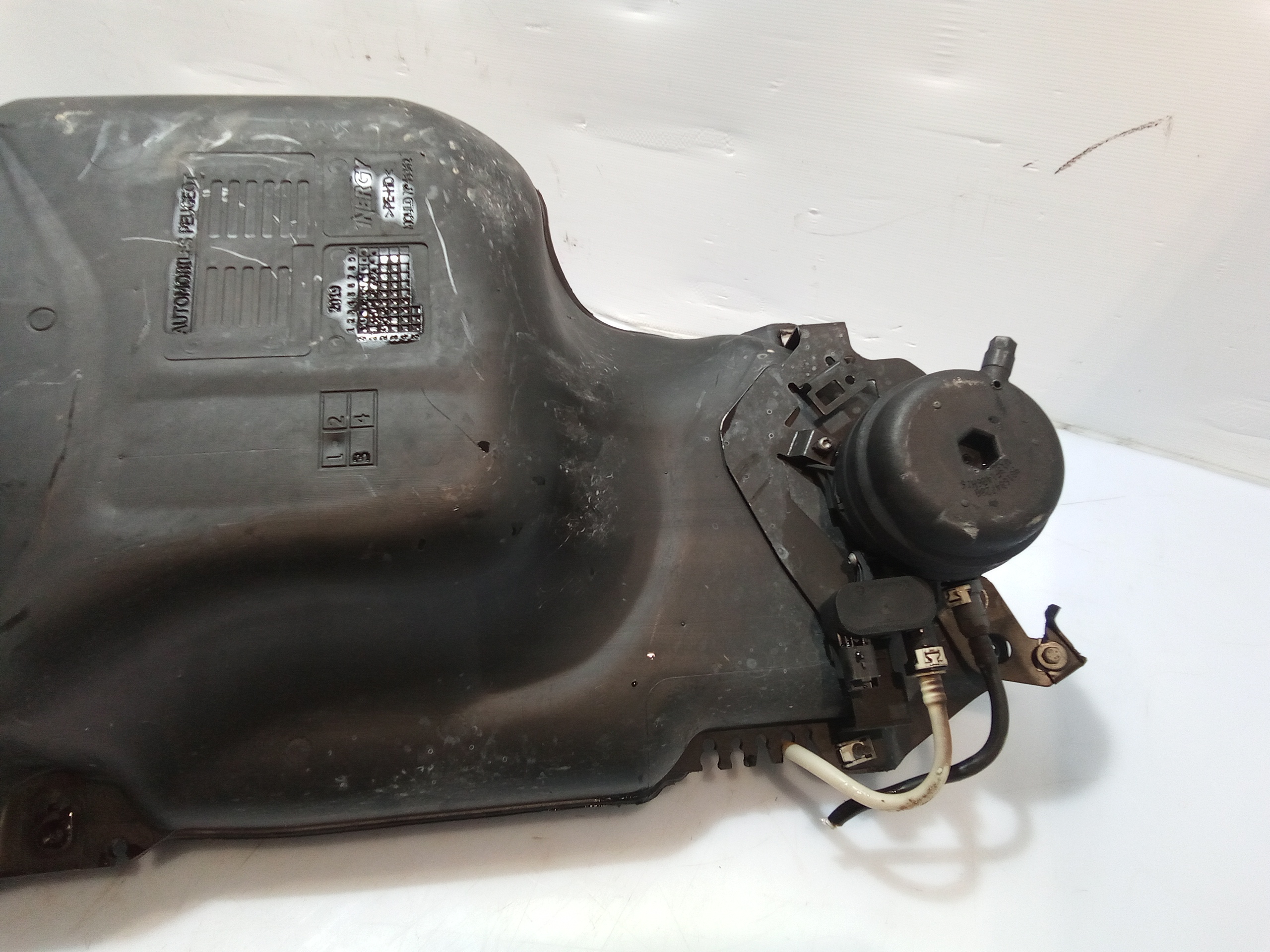 Serbatoio carburante per Opel Crossland Serie (x) (17>) (2017 - In produzione)