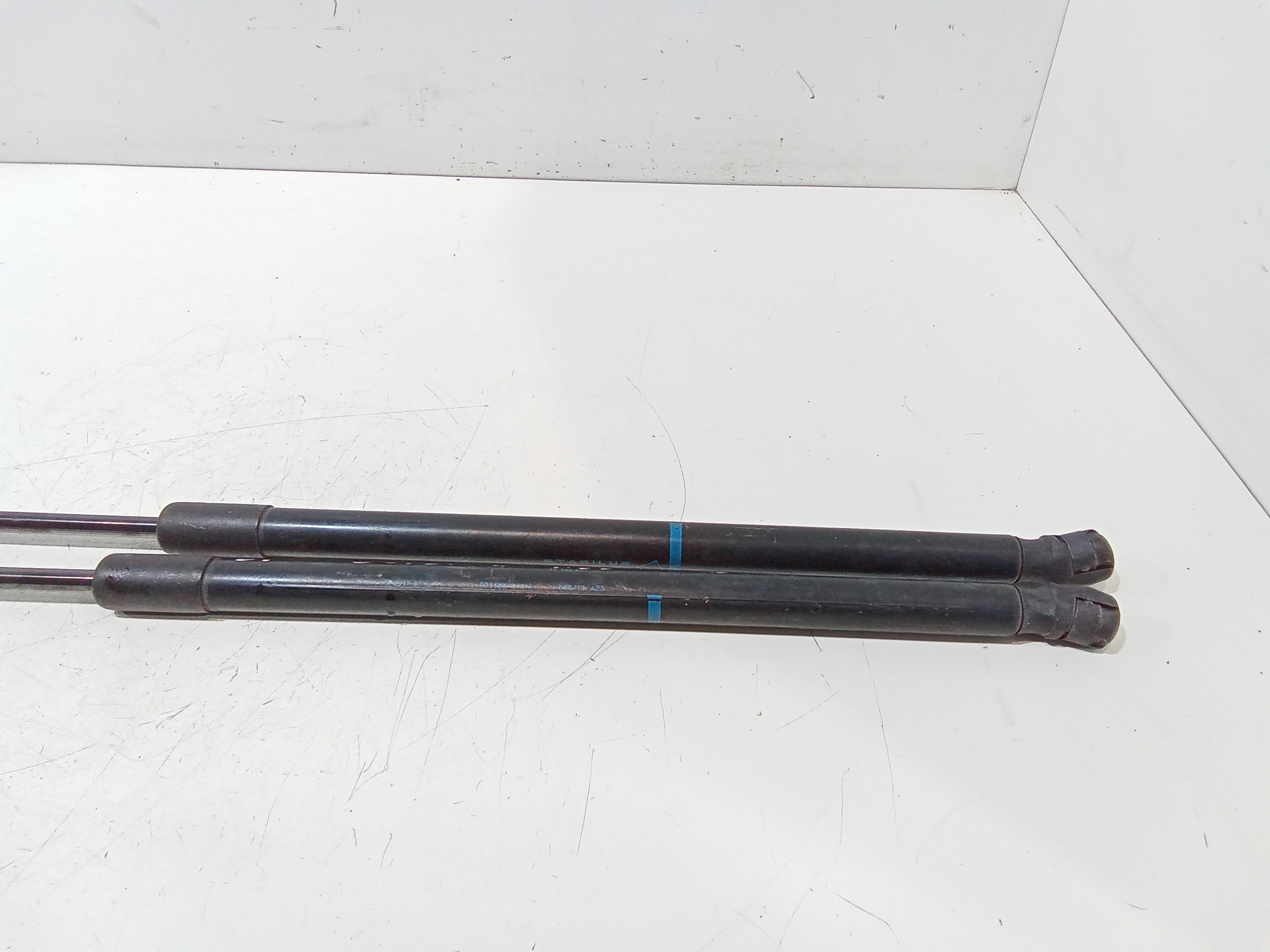 Pistoncini cofano Post. per Opel Corsa D 3p 2 Serie (2011 - In produzione)