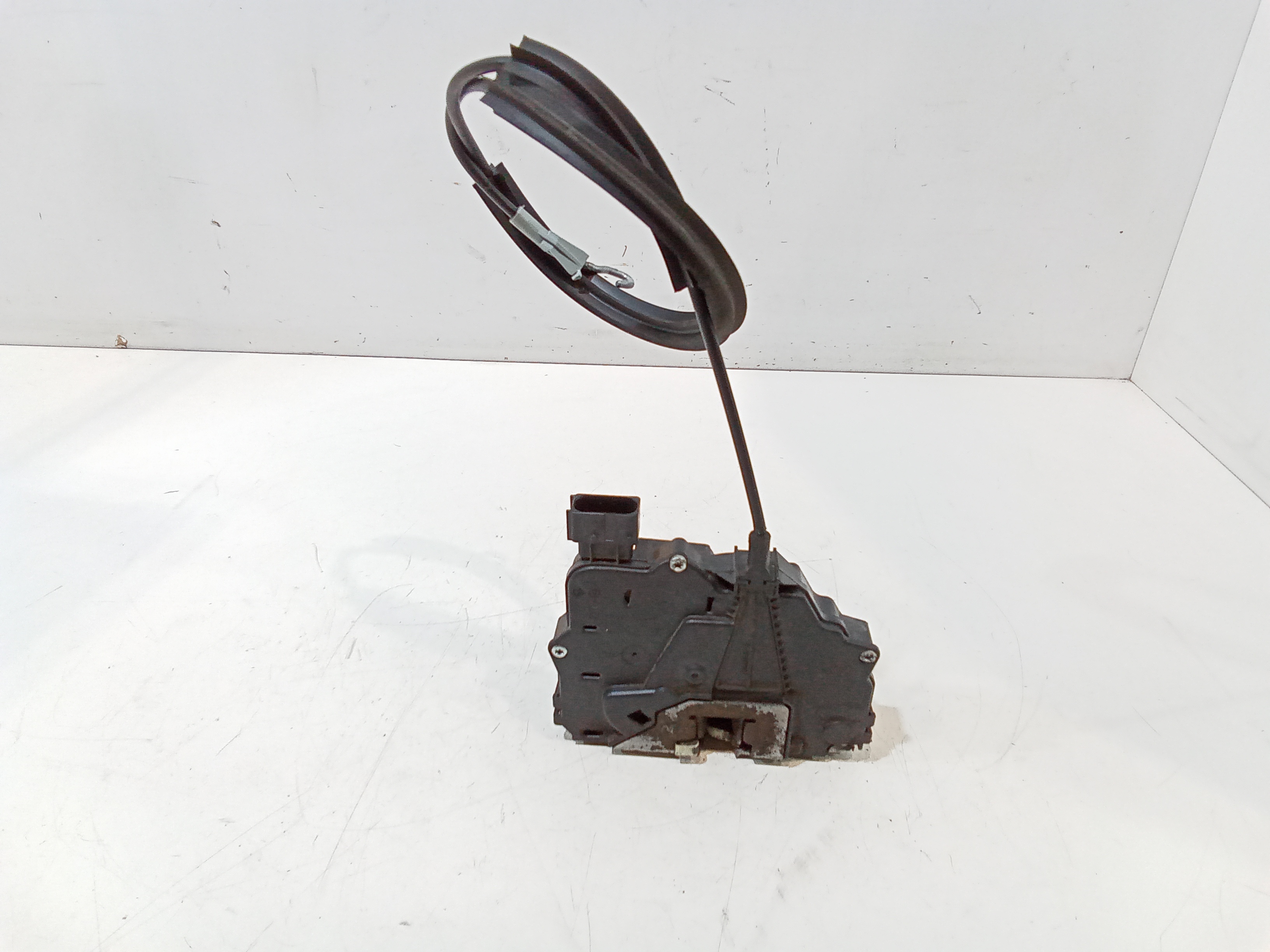 Serratura Anteriore Sinistra per Opel Corsa D 3p 2 Serie (2011 - In produzione)