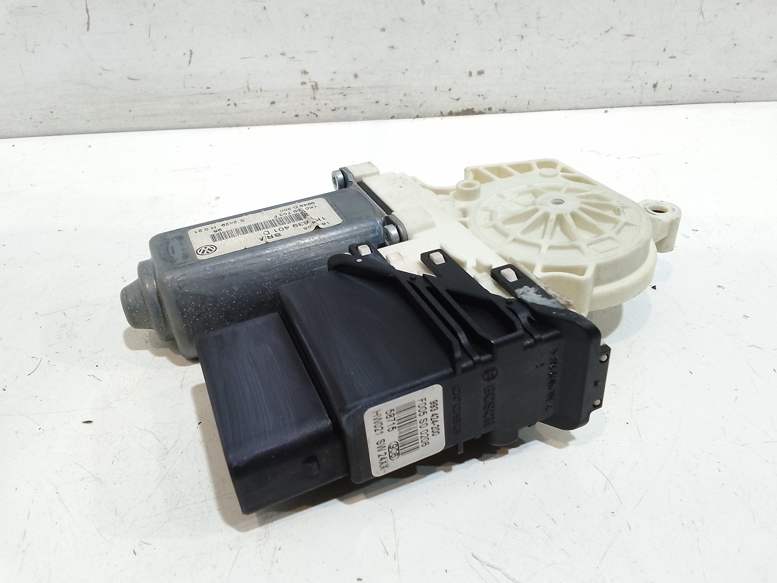 Motorino Alzavetro posteriore destra per Volkswagen Golf 5 Berlina (03>08) (2003 - 2008)