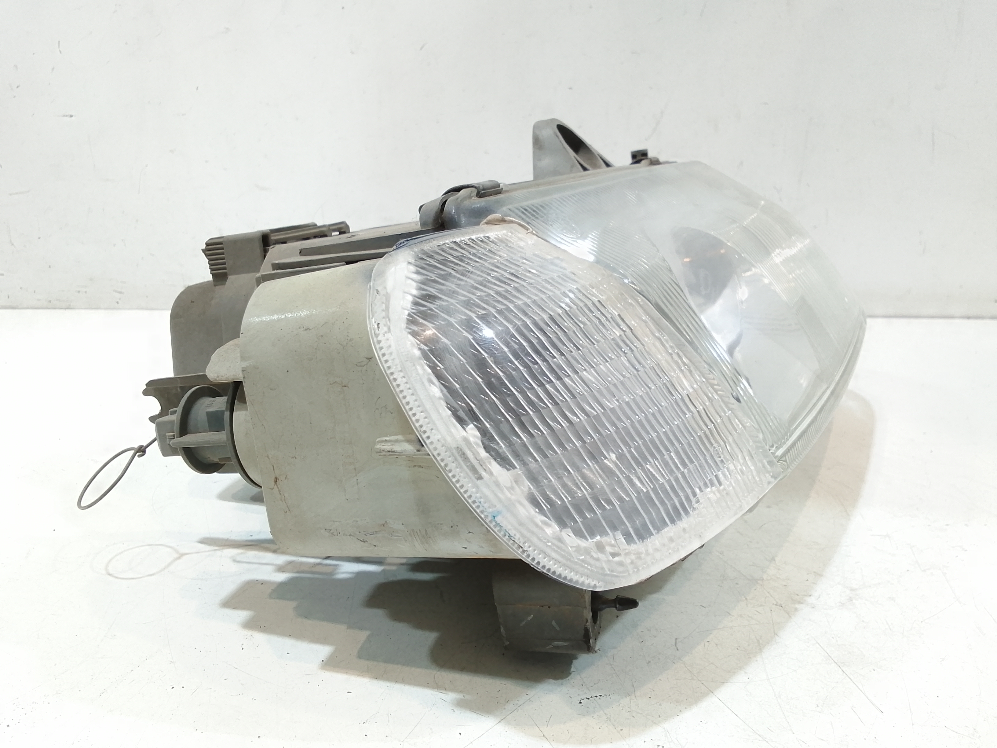 Faro anteriore Destro Passeggero per Alfa Romeo 145 Serie (930_) (94>99) (1994 - 1999)