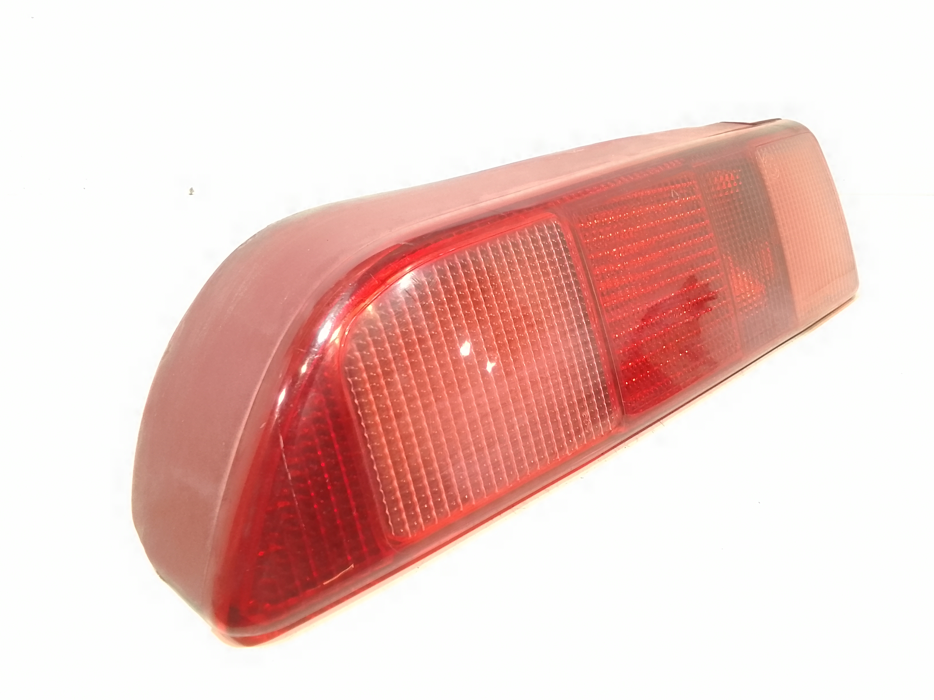 Stop Posteriore Destro Integrato nel Portello per Alfa Romeo 145 Serie (930_) (94>99) (1994 - 1999)