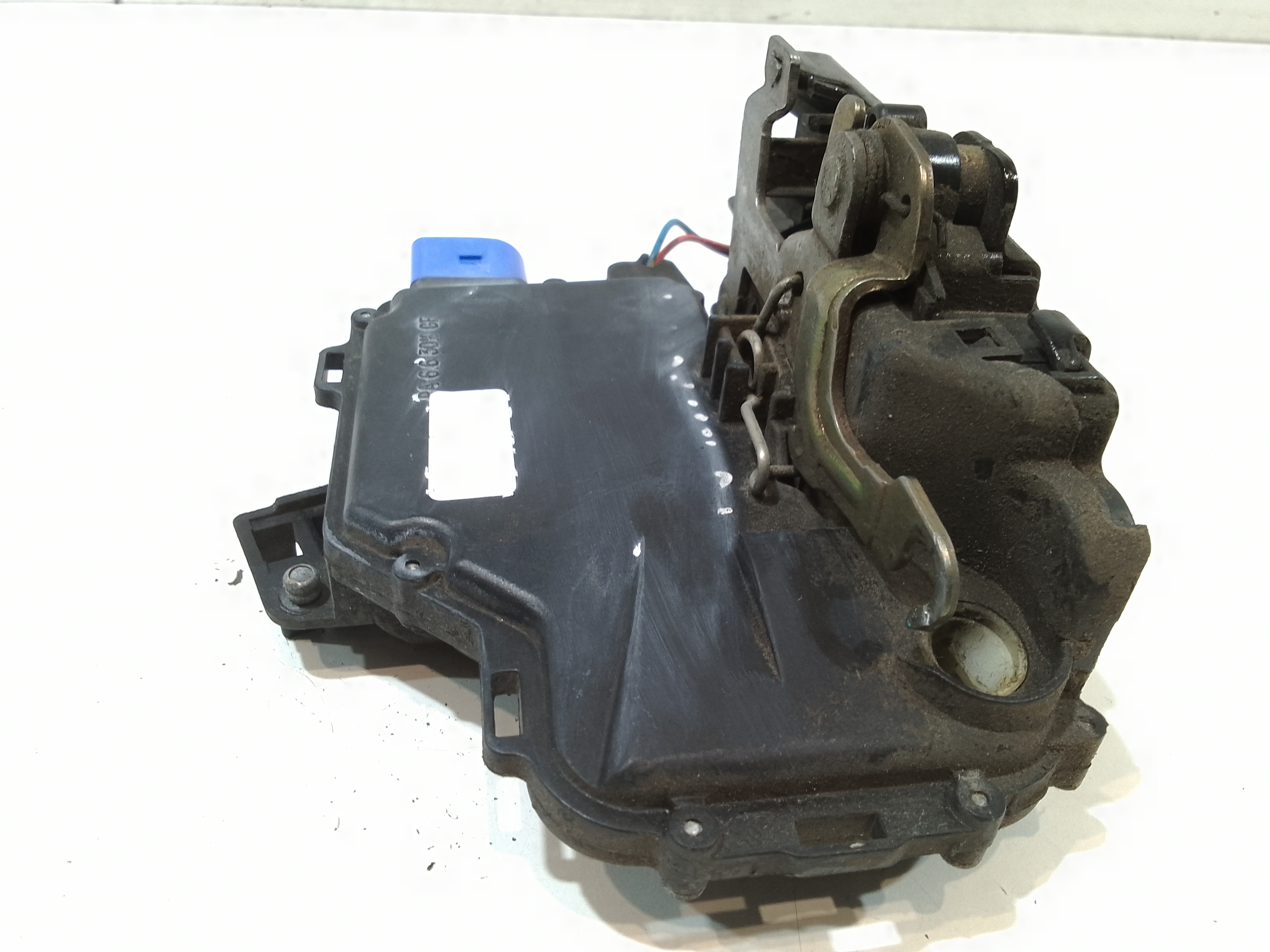 Serratura Anteriore Destra per Volkswagen Polo 4 Serie (2001 - 2009)