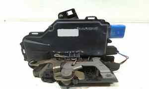 Serratura Anteriore Destra per Volkswagen Polo 4 Serie (2001 - 2009)