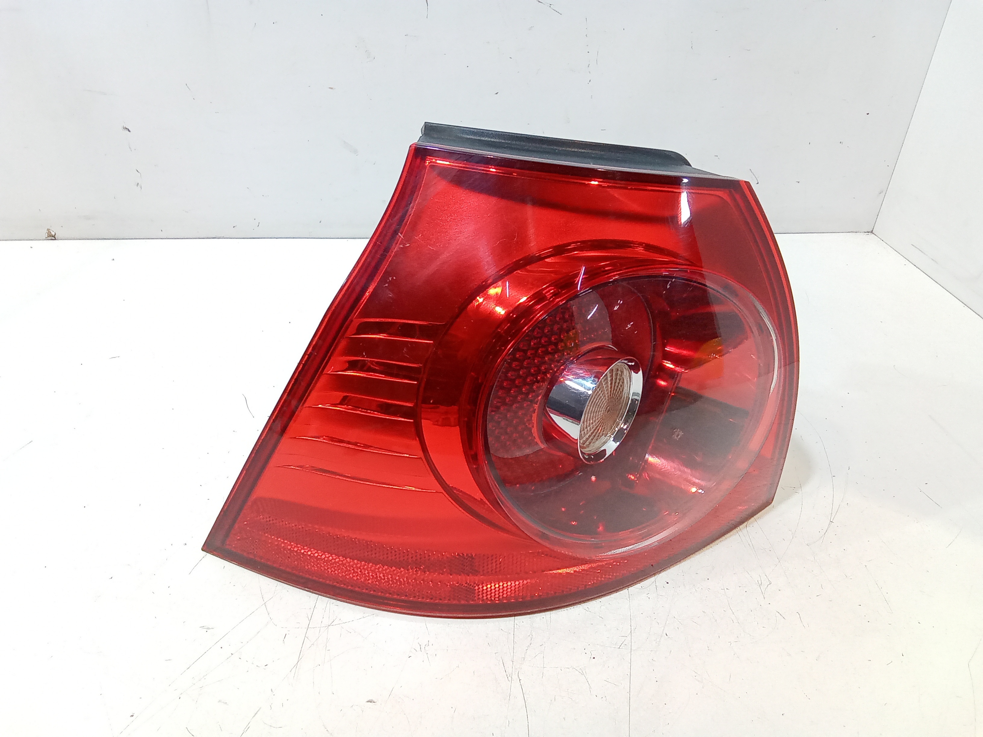 Stop fanale Posteriore sinistro lato Guida per Volkswagen Golf 5 Berlina (03>08) (2003 - 2008)