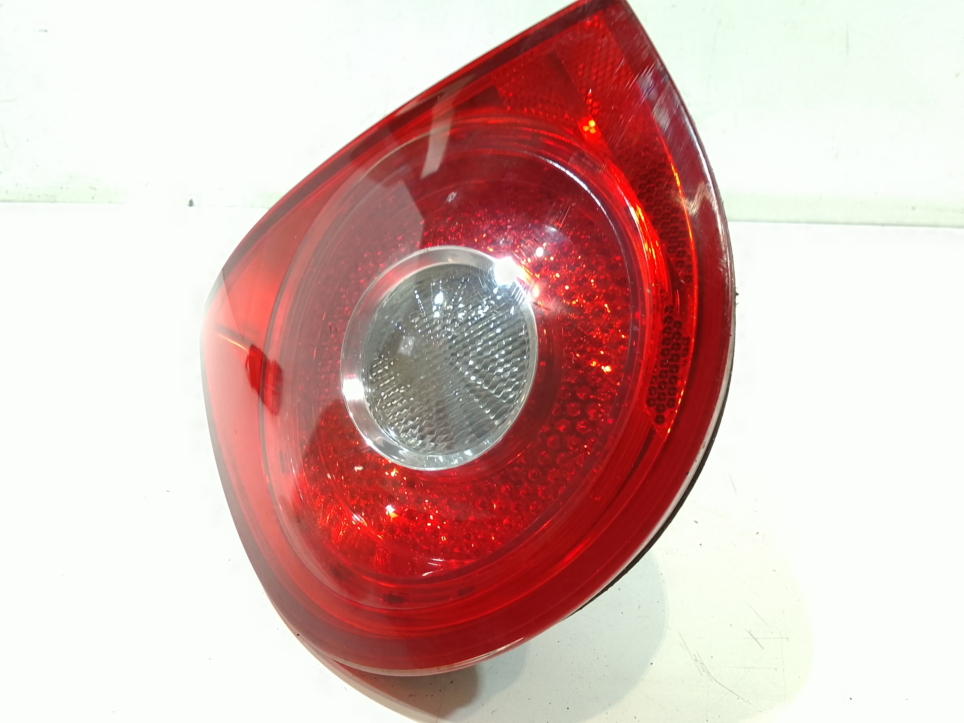 Stop Posteriore Destro Integrato nel Portello per Volkswagen Golf 5 Berlina (03>08) (2003 - 2008)