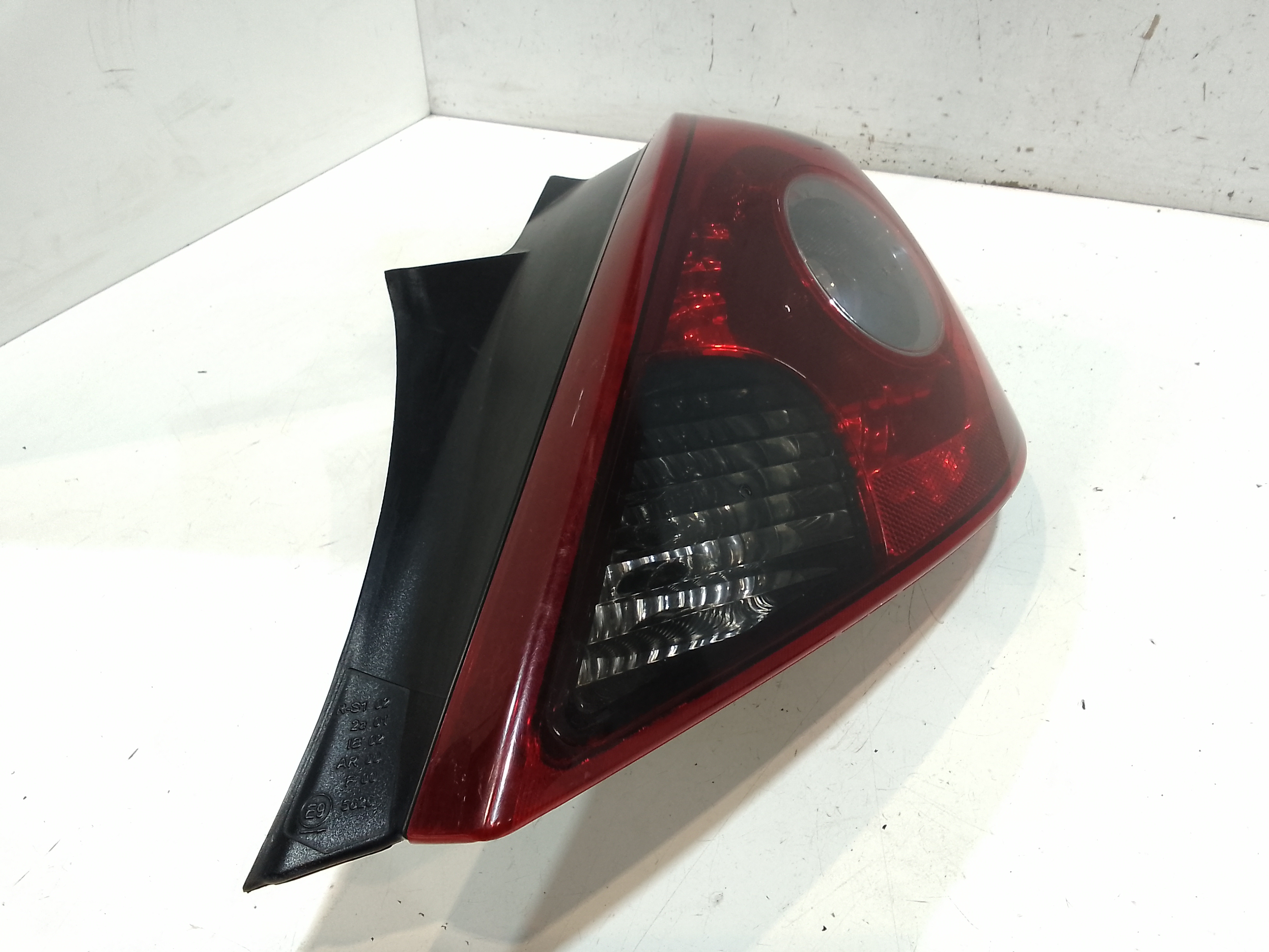 Stop fanale posteriore Destro Passeggero per Opel Corsa D 3p 2 Serie (2011 - In produzione)