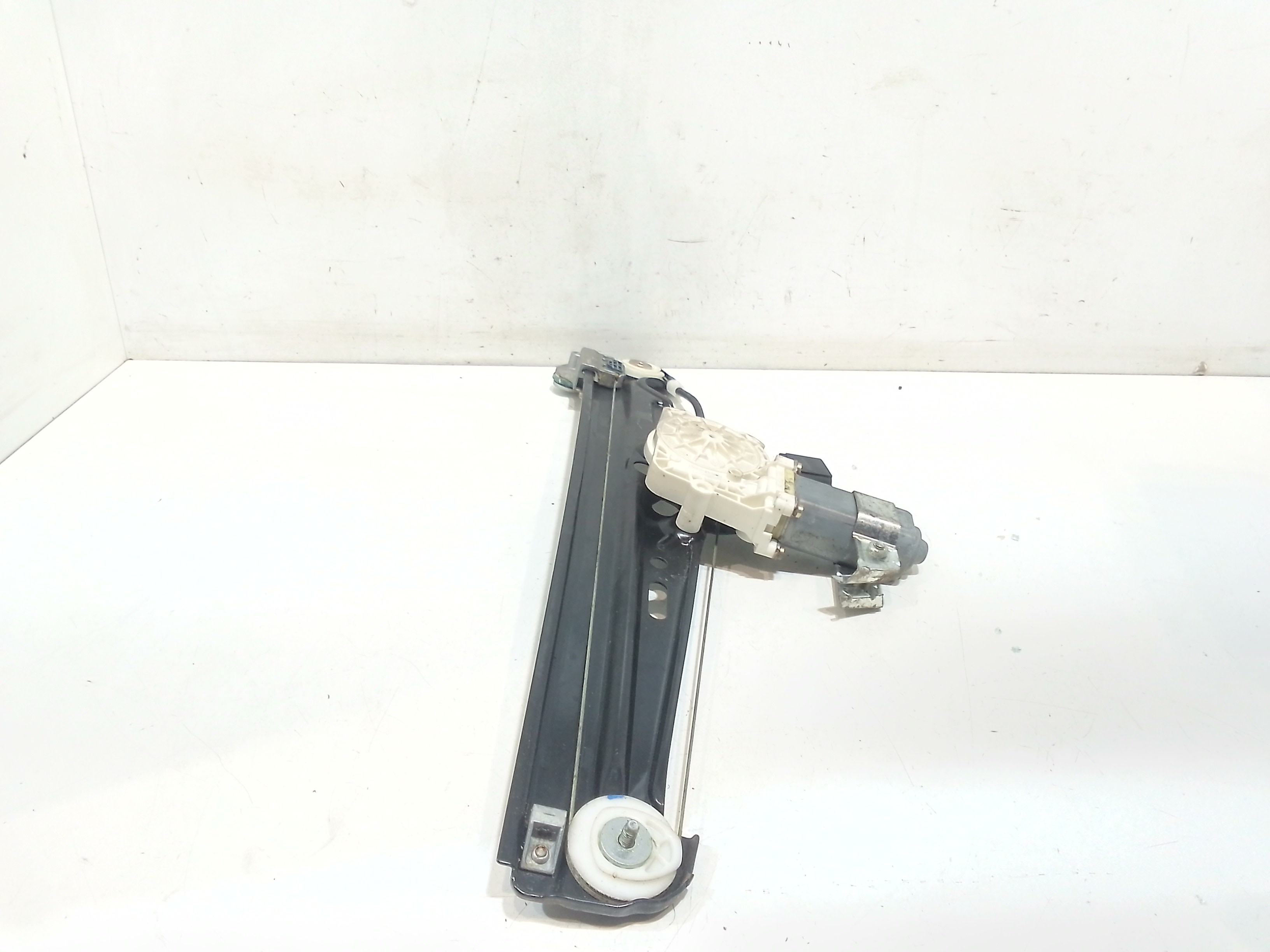 Cremagliera posteriore laterale destra per Bmw Serie 5 E60 Touring (2003 - 2010)