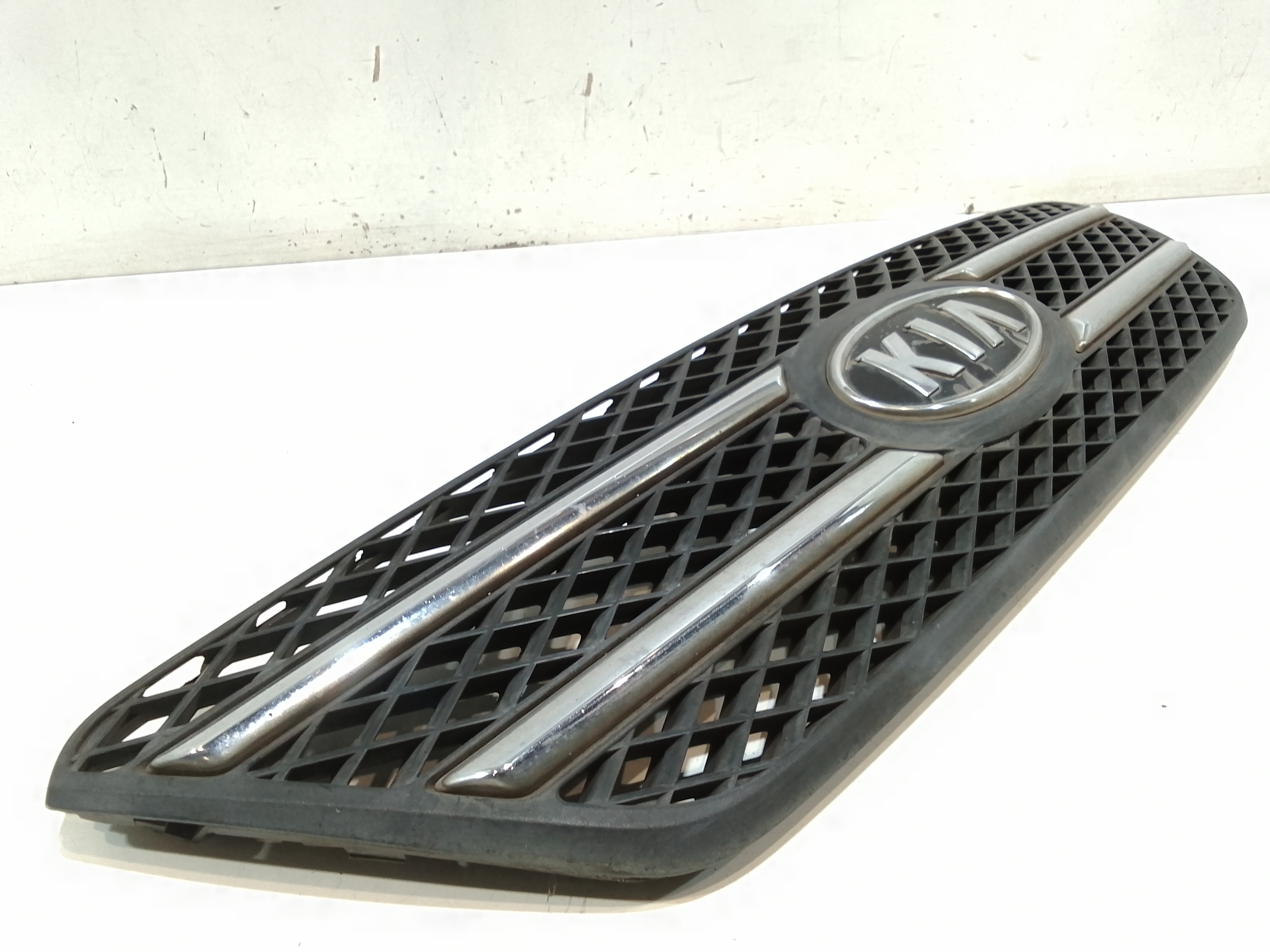 Mascherina anteriore per Kia Cee d 1 Serie (2006 - 2012)