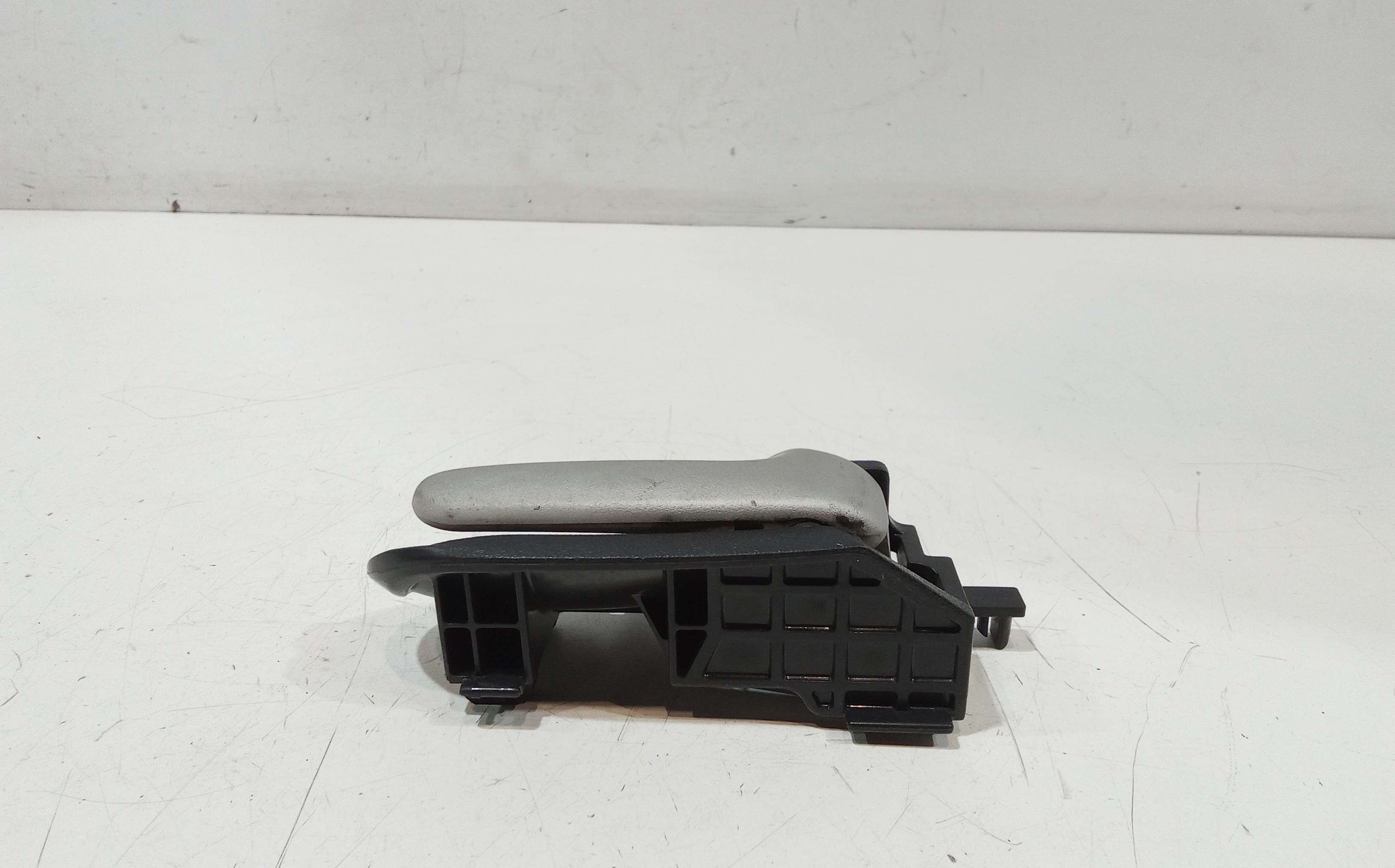 Maniglia interna Anteriore Destra per Peugeot 107 1 Serie (2005 - In produzione)