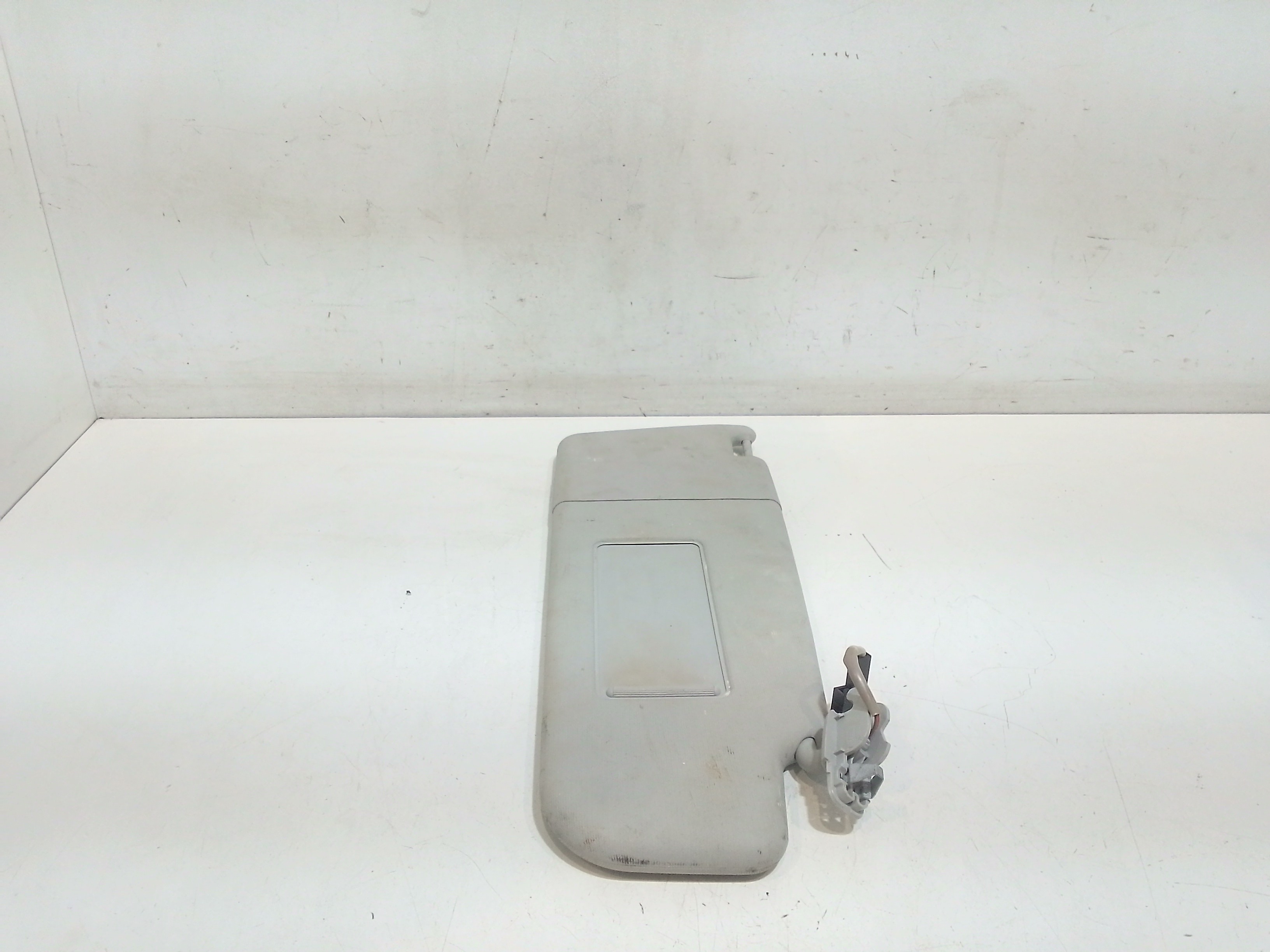 Parasole aletta Lato Passeggero per Volkswagen Scirocco Serie (137) (08>14) (2008 - 2014)