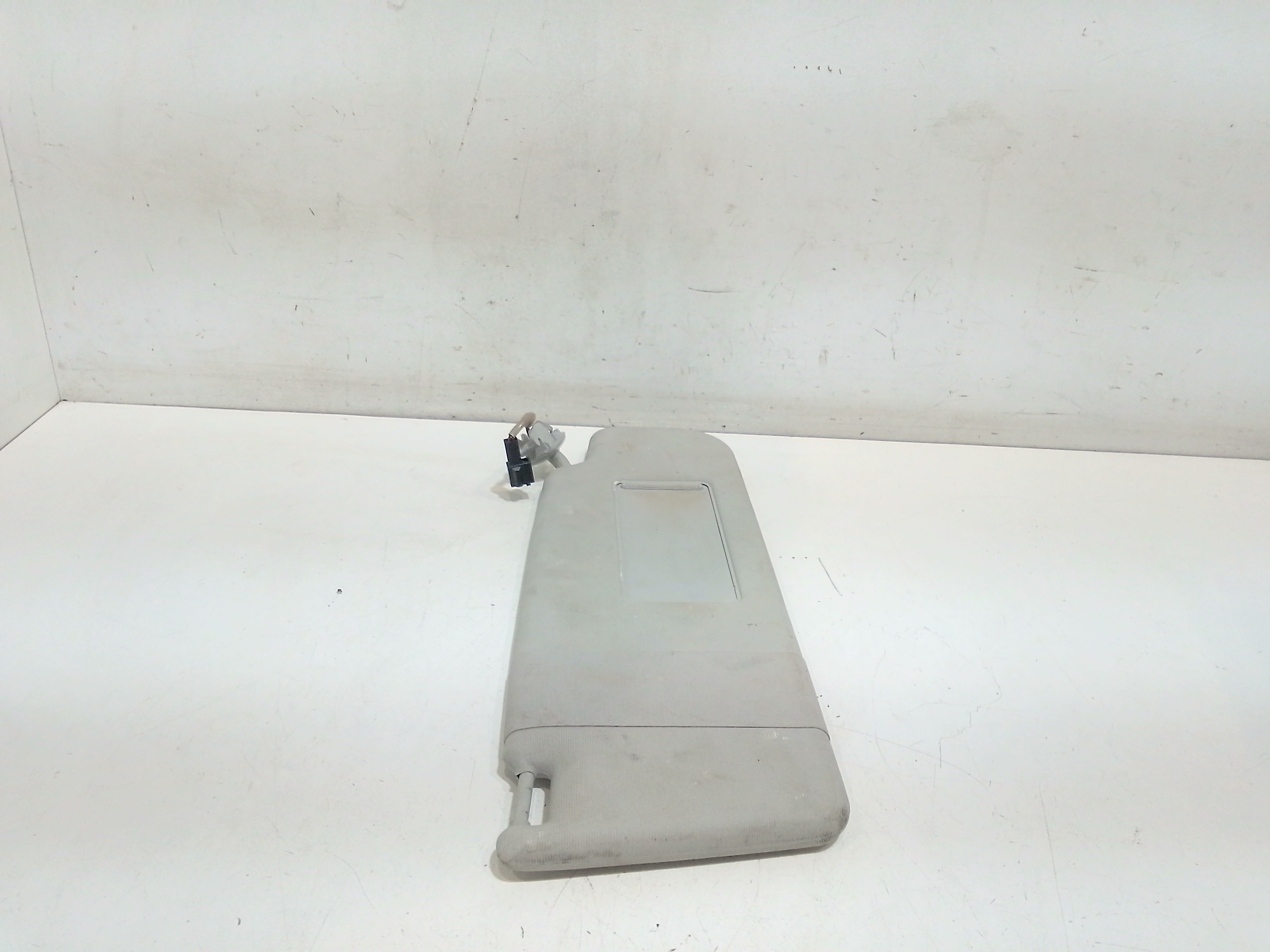 Parasole aletta Lato Passeggero per Volkswagen Scirocco Serie (137) (08>14) (2008 - 2014)