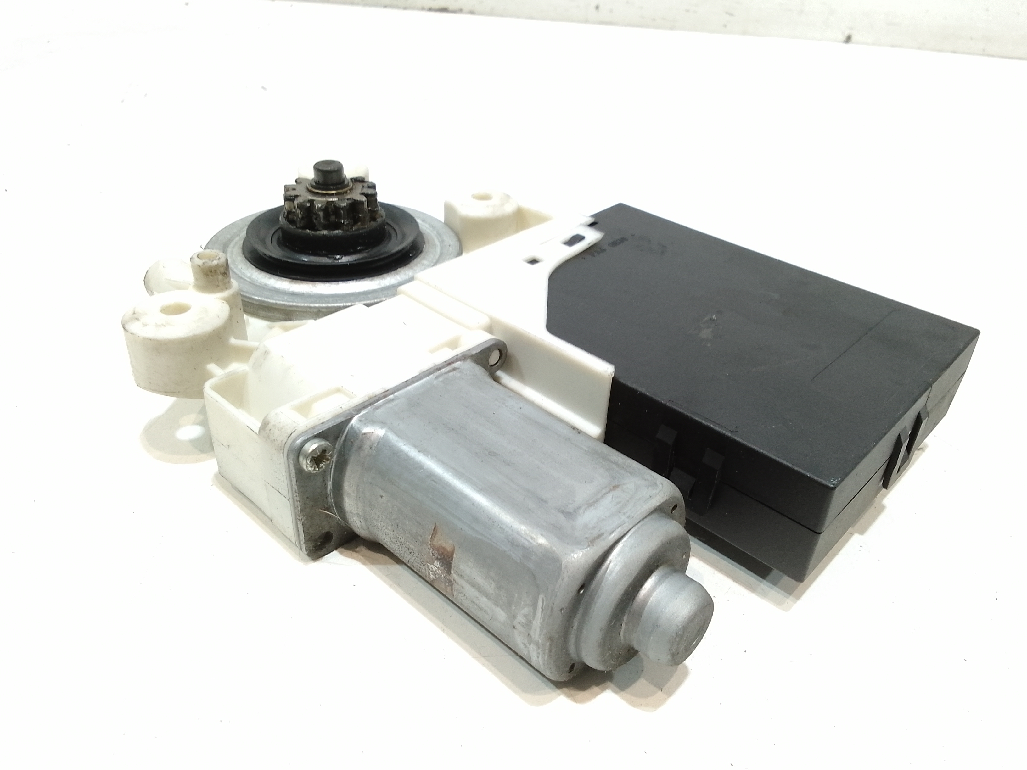 Motorino Alzavetro anteriore destra per Ford C - Max Serie (03>07) (2003 - 2007)
