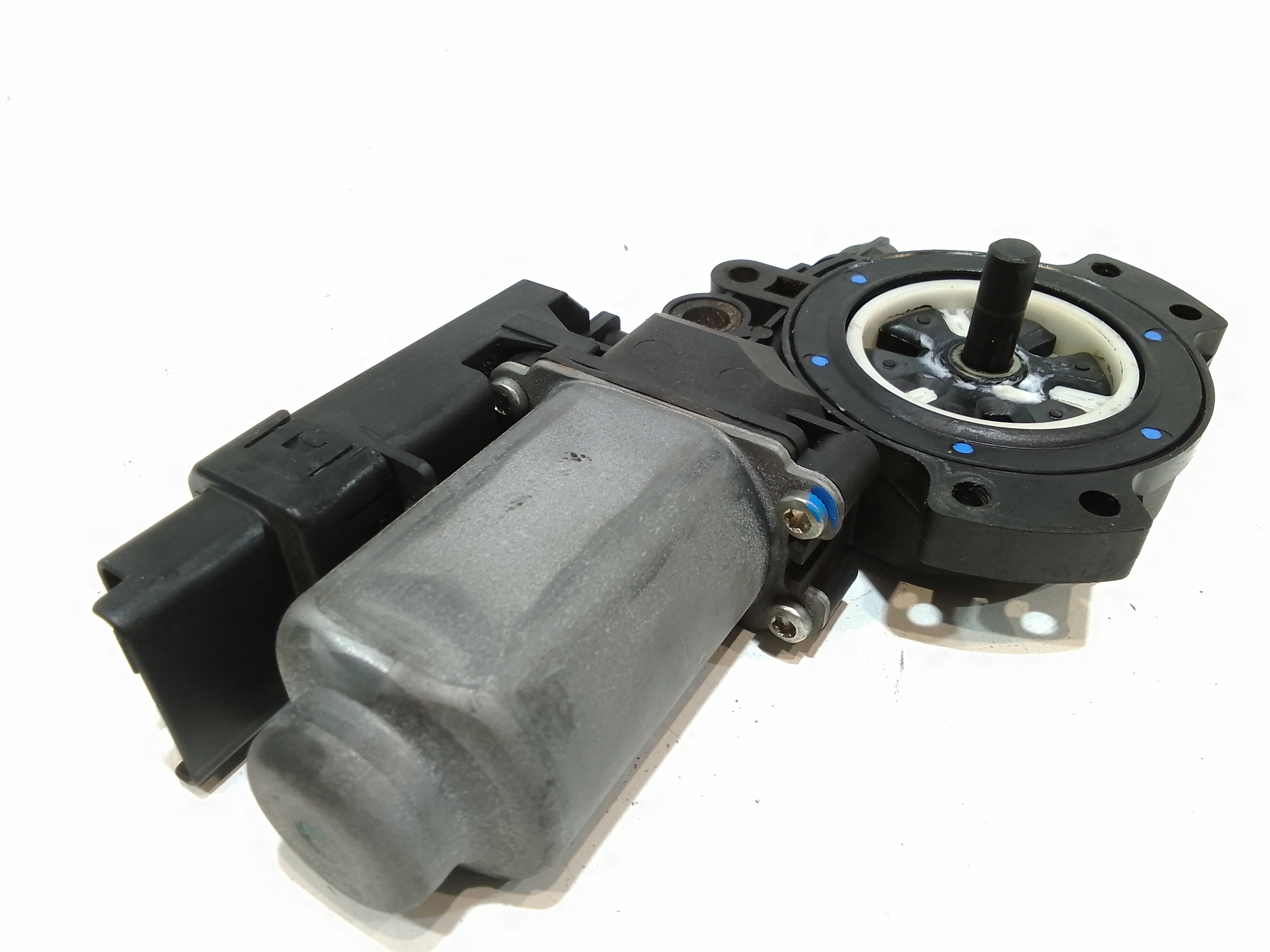 Motorino Alzavetro anteriore destra per Kia Cee d 1 Serie (2006 - 2012)