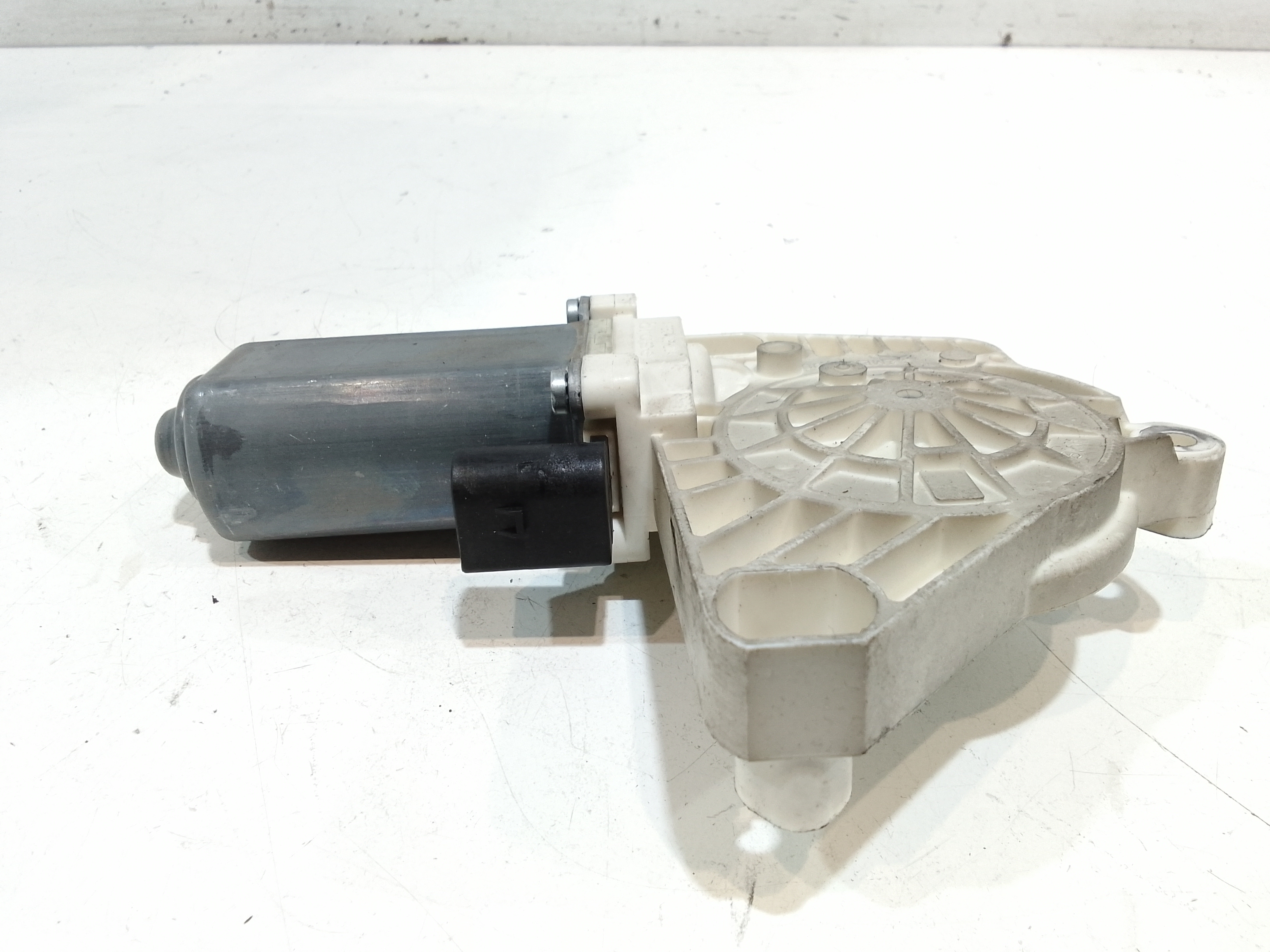 Motorino Alzavetro anteriore Sinistro per Mercedes Classe A W169 3 Serie (2004 - 2008)