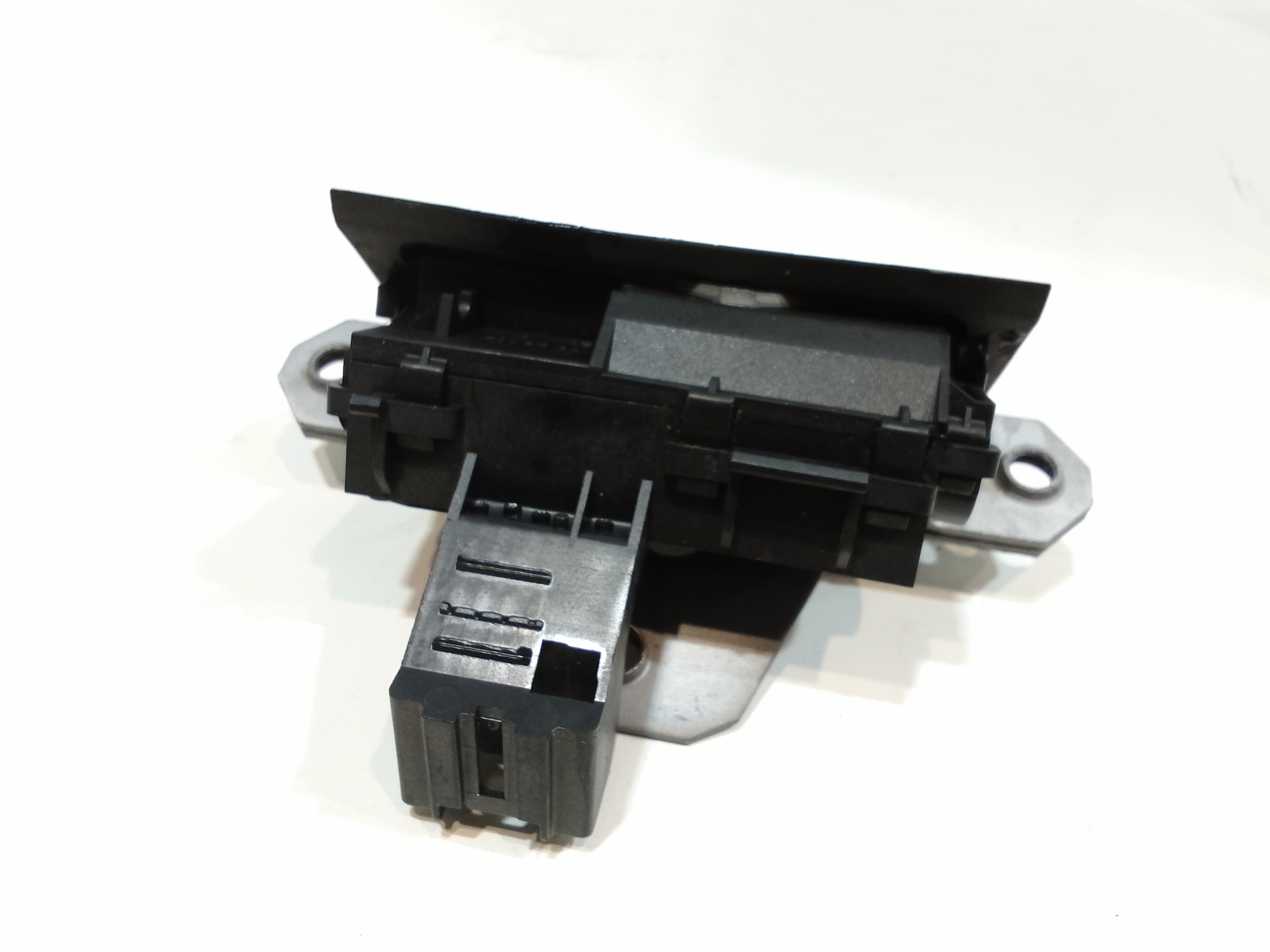 Serratura Cofano Posteriore per Ford Focus S. Wagon 4 Serie (2008 - 2011)