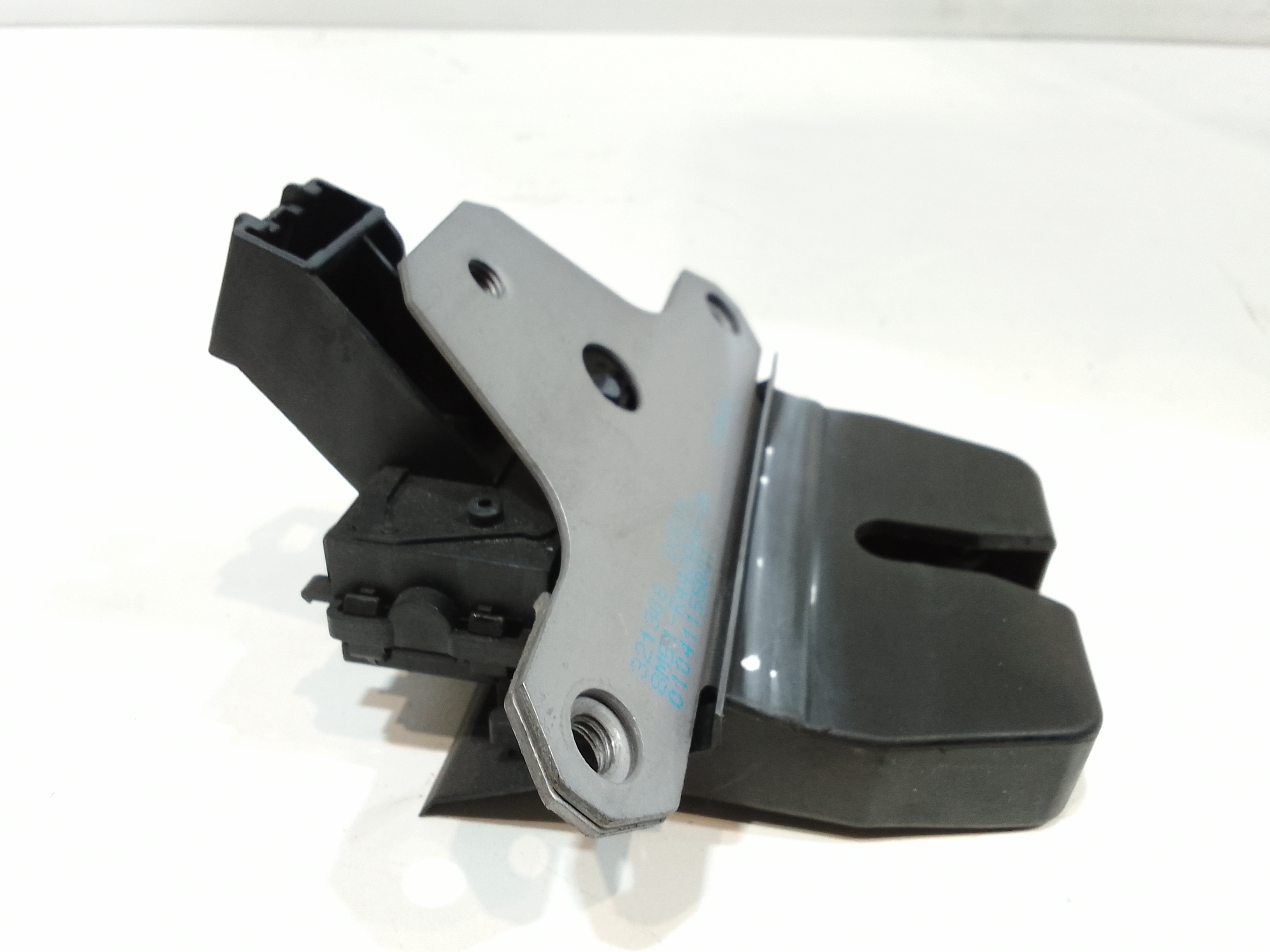 Serratura Cofano Posteriore per Ford Focus S. Wagon 4 Serie (2008 - 2011)