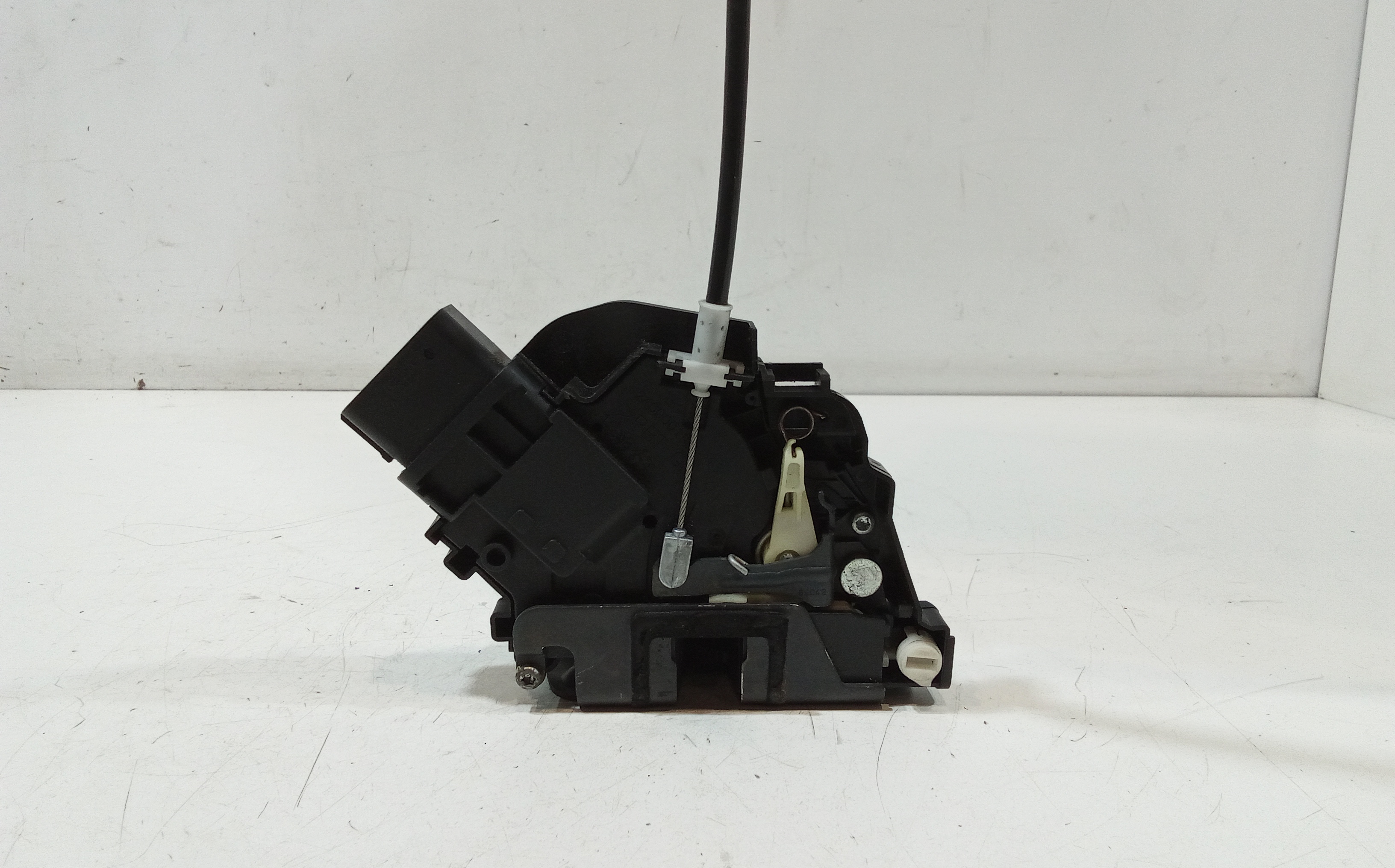 Serratura Posteriore destra per Ford Focus Berlina 4 Serie (2008 - 2011)