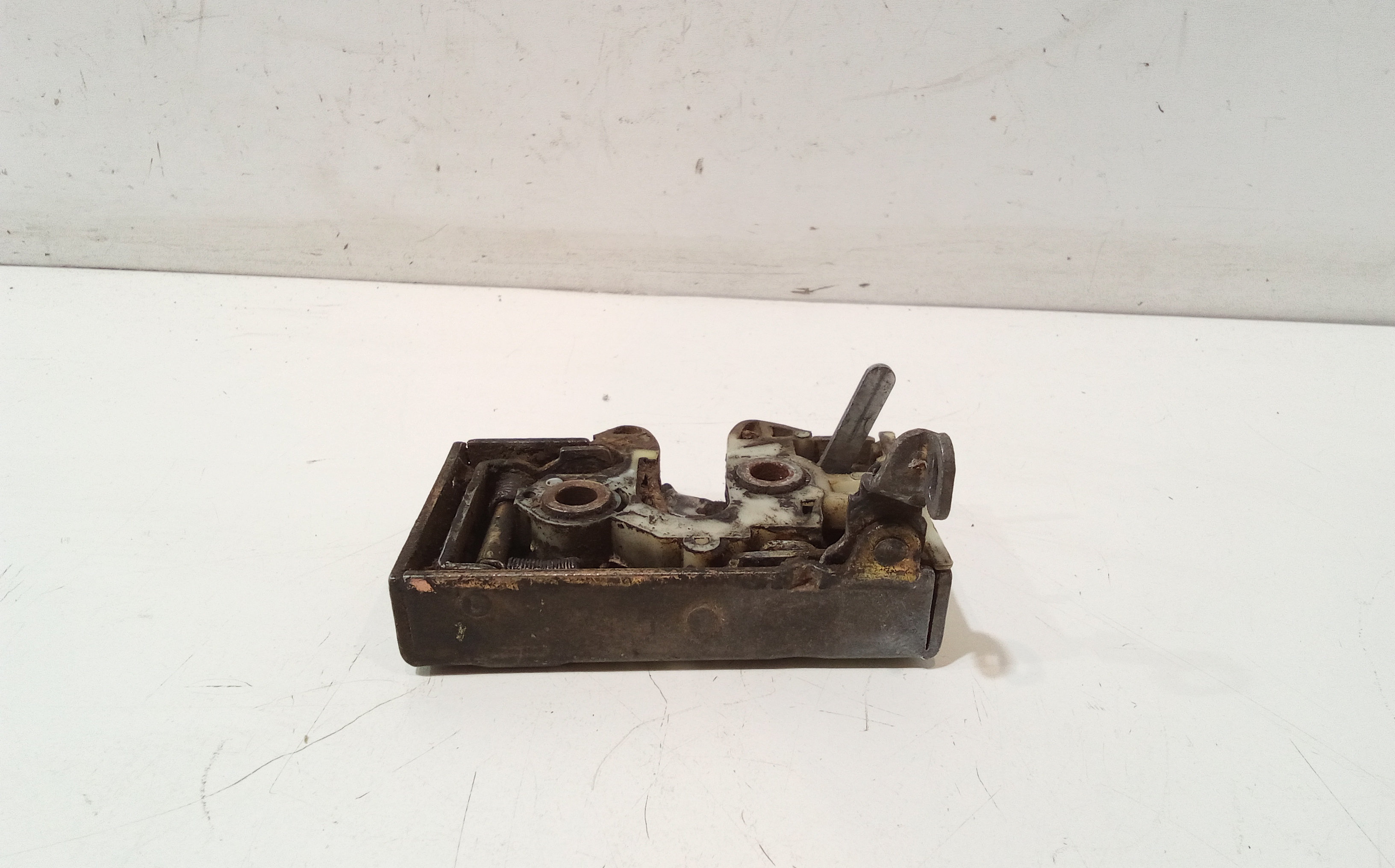 Serratura Anteriore Sinistra per Audi 80 Serie (b3) (86>91) (1986 - 1991)