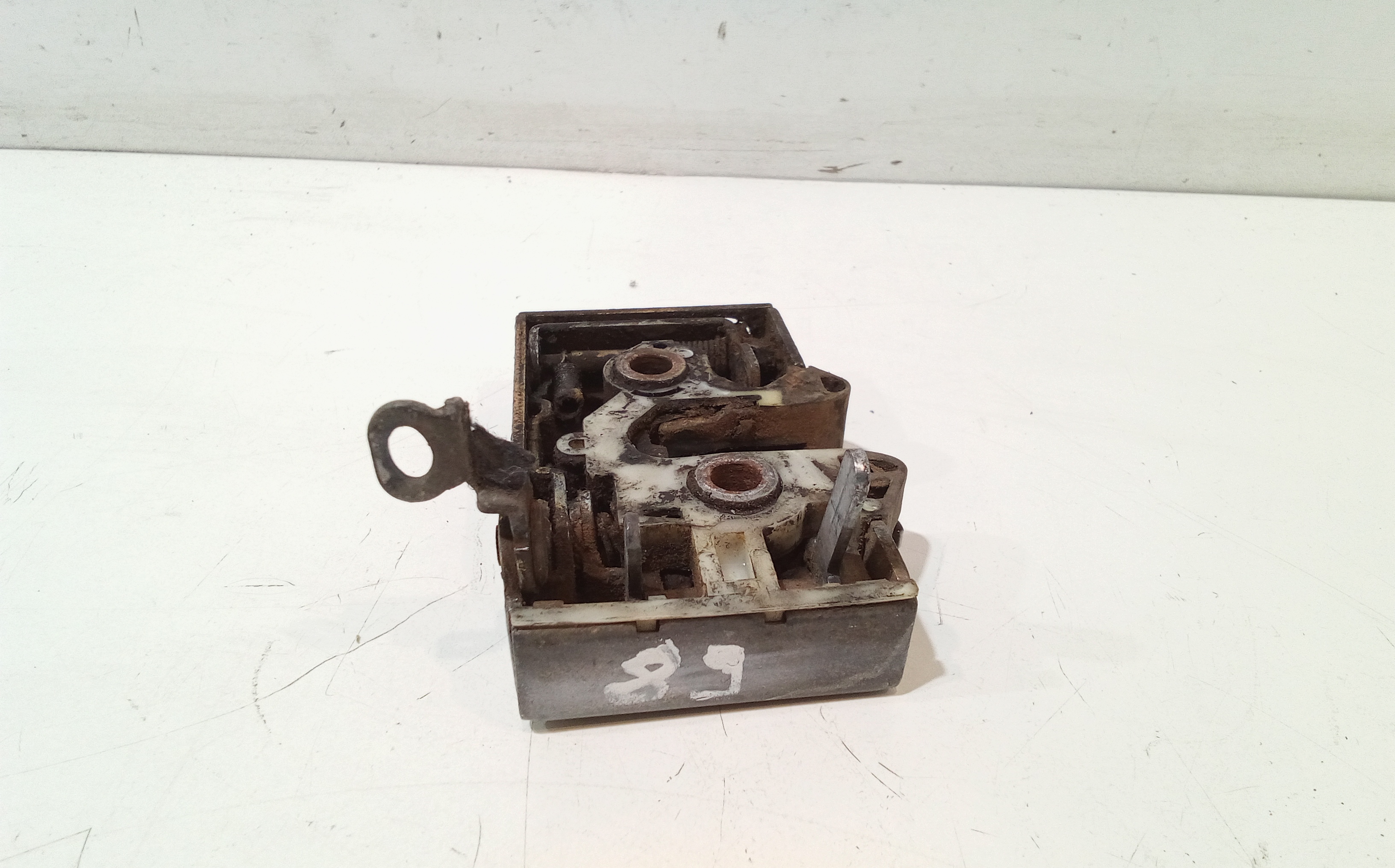 Serratura Anteriore Sinistra per Audi 80 Serie (b3) (86>91) (1986 - 1991)