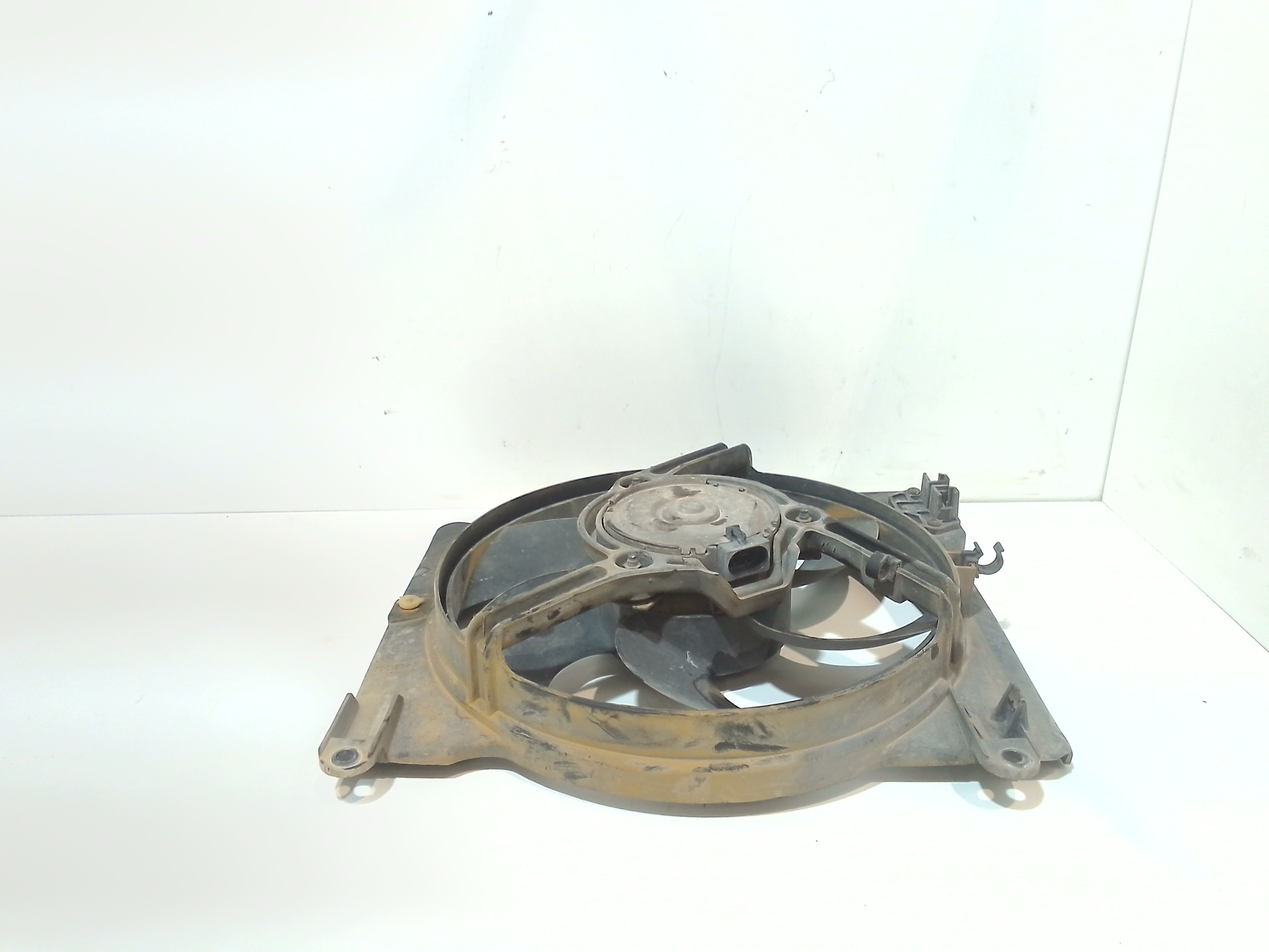 Elettroventola per Fiat Punto Berlina 5p (1993 - 1999)