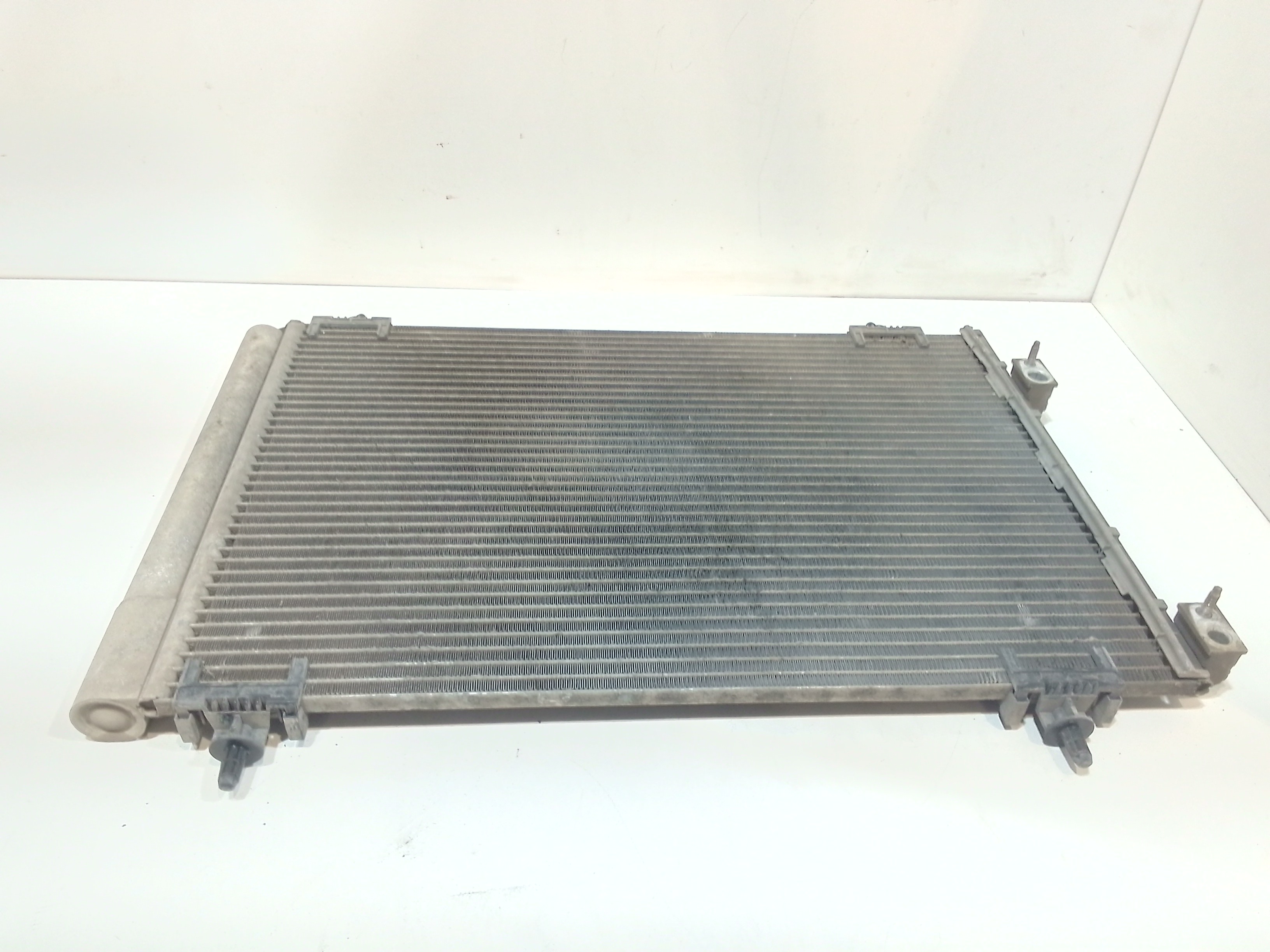 Radiatore A/C per Peugeot Partner 3 Serie (2008 - In produzione)