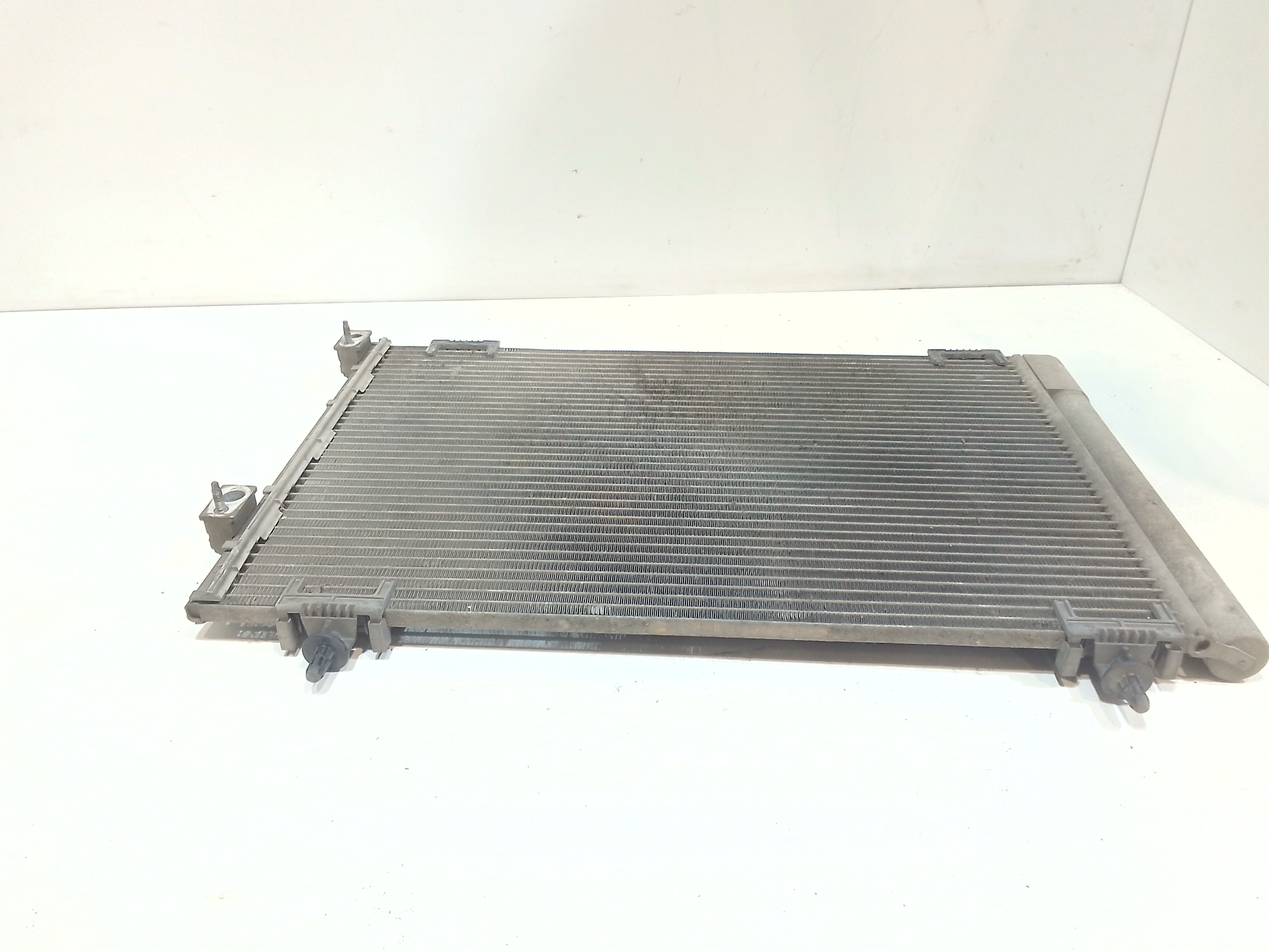 Radiatore A/C per Peugeot Partner 3 Serie (2008 - In produzione)