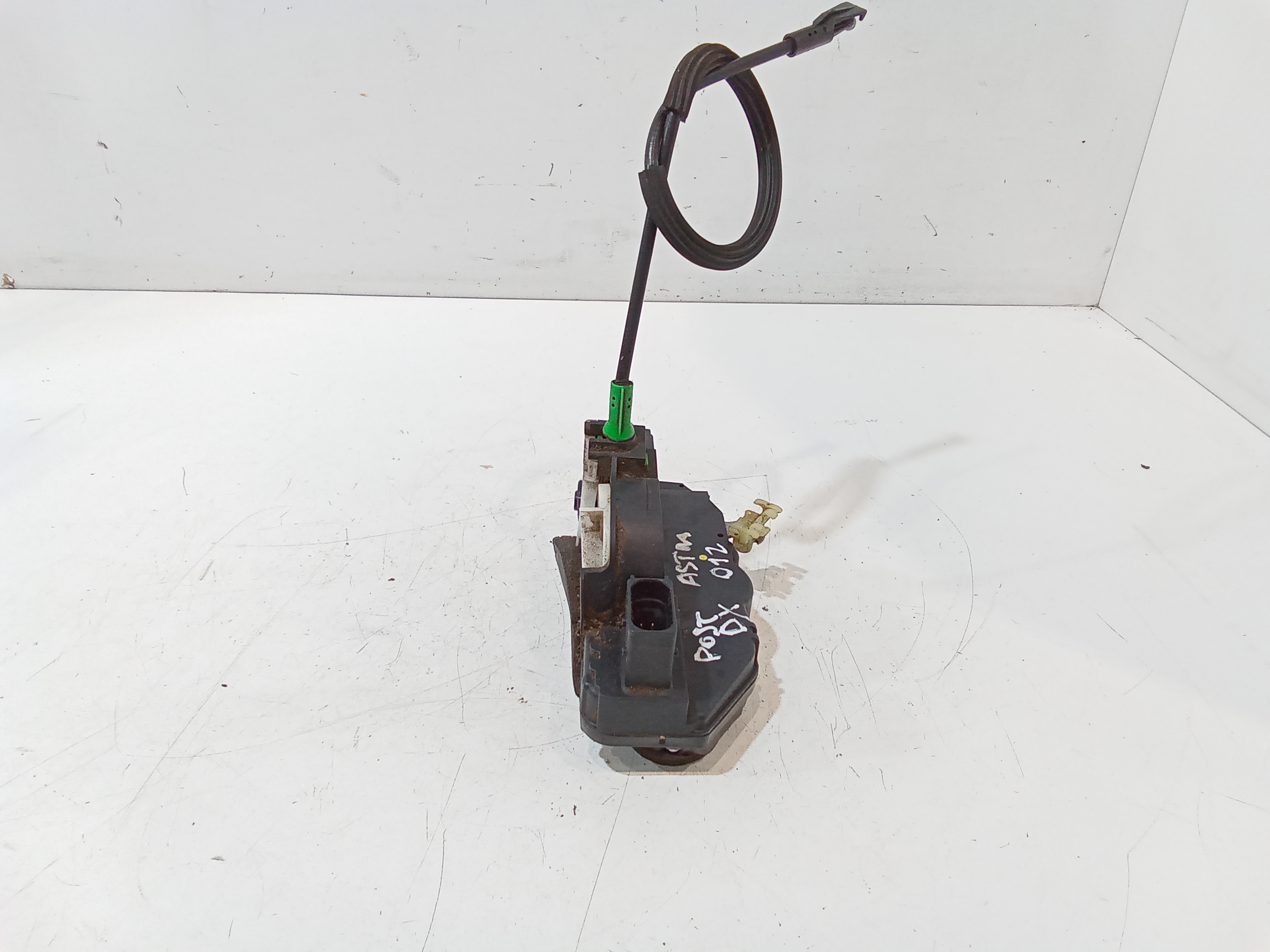 Serratura Posteriore destra per Opel Astra J 2 Serie (2011 - In produzione)