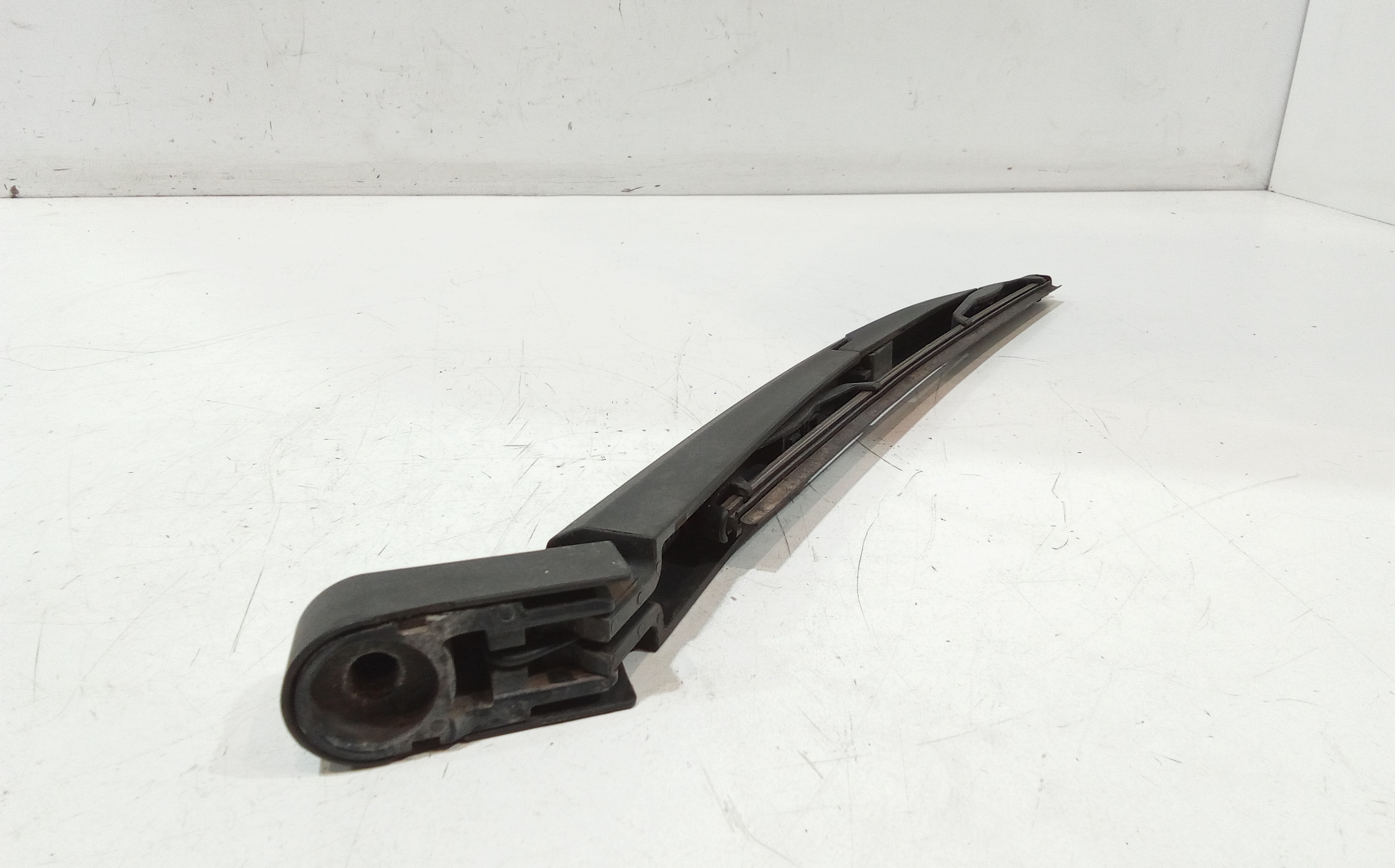 Braccio tergicristallo posteriore per Opel Astra J 2 Serie (2011 - In produzione)