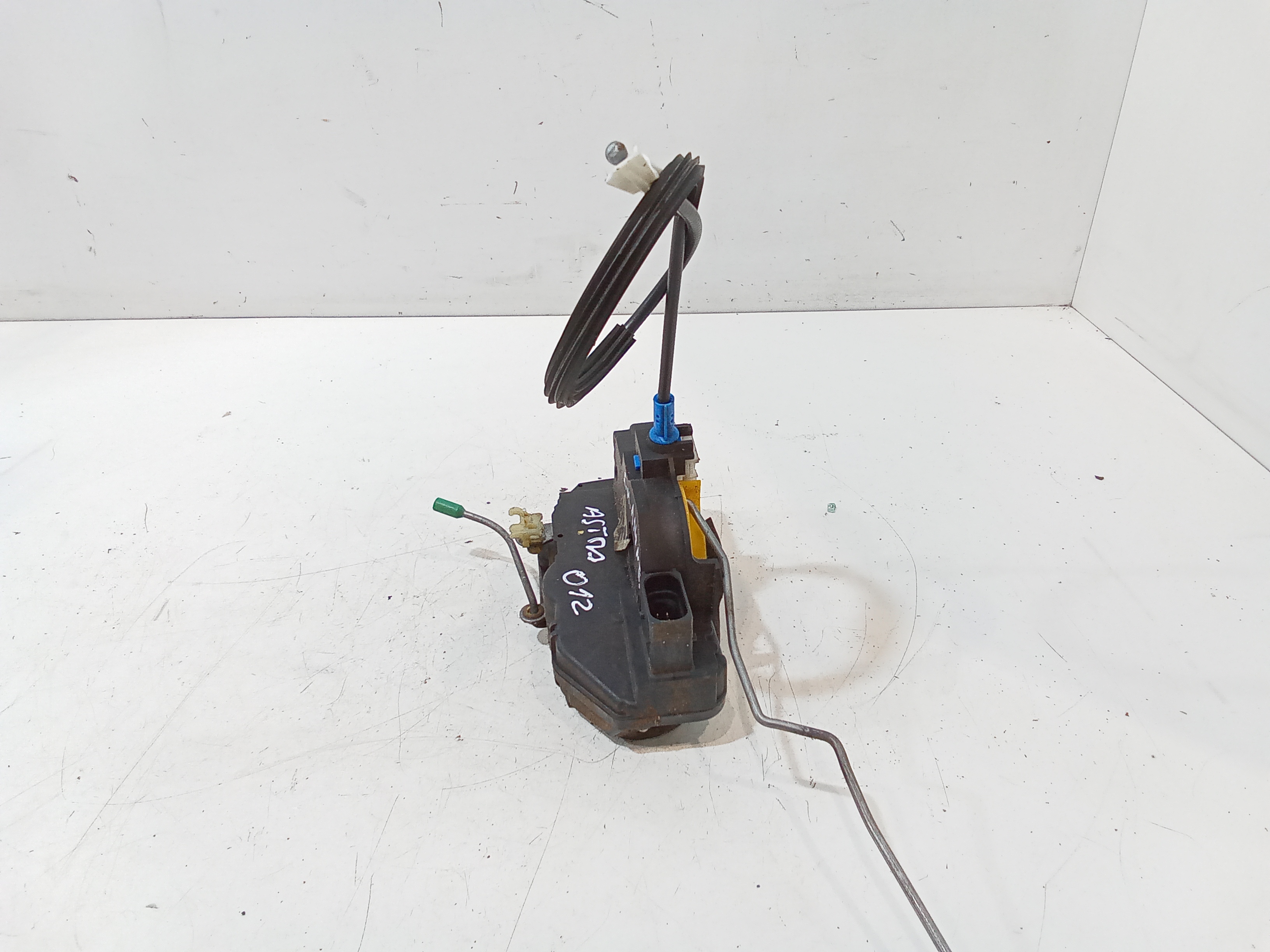 Serratura Anteriore Sinistra per Opel Astra J 2 Serie (2011 - In produzione)