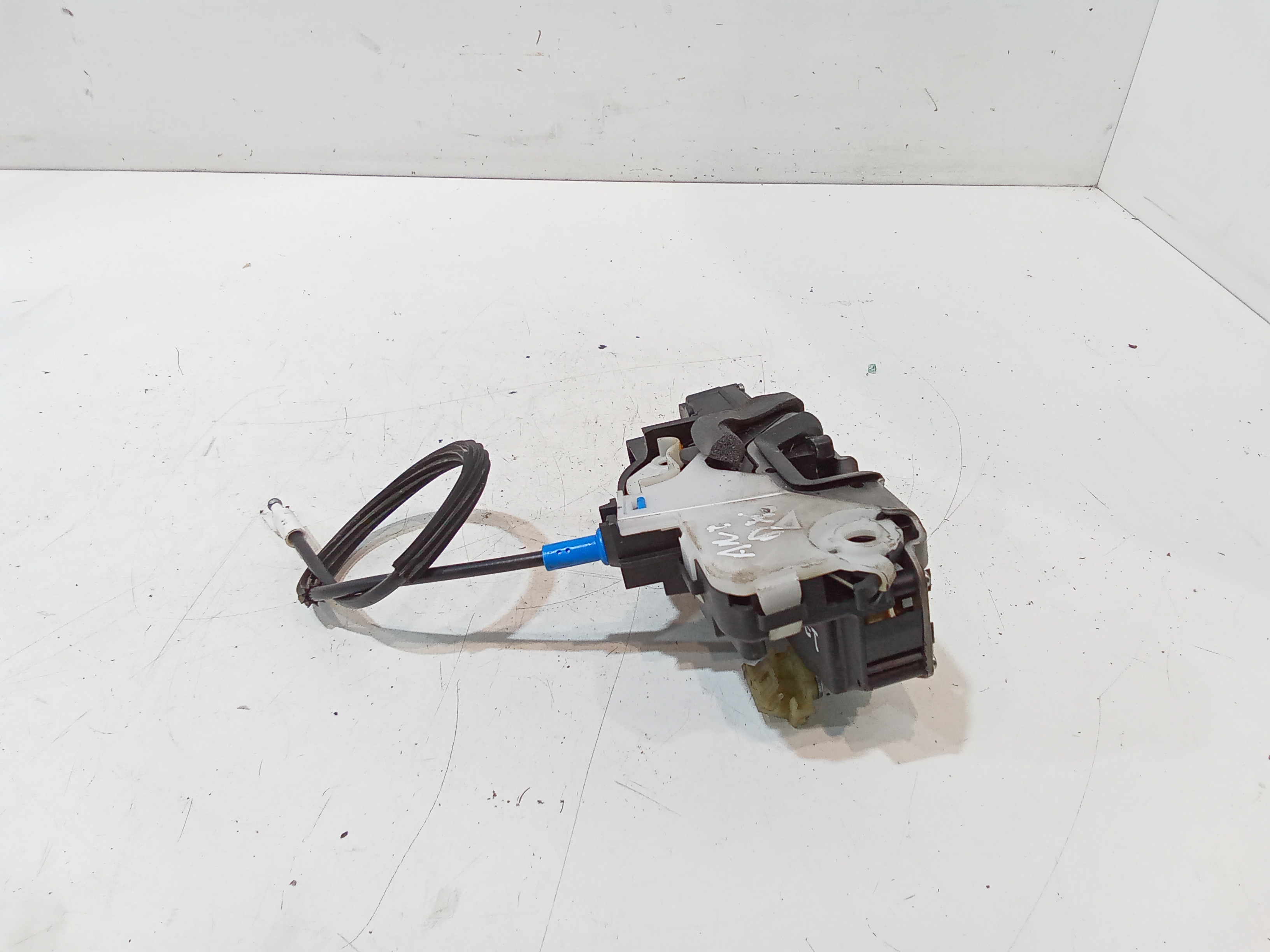 Serratura Anteriore Destra per Opel Astra J 2 Serie (2011 - In produzione)