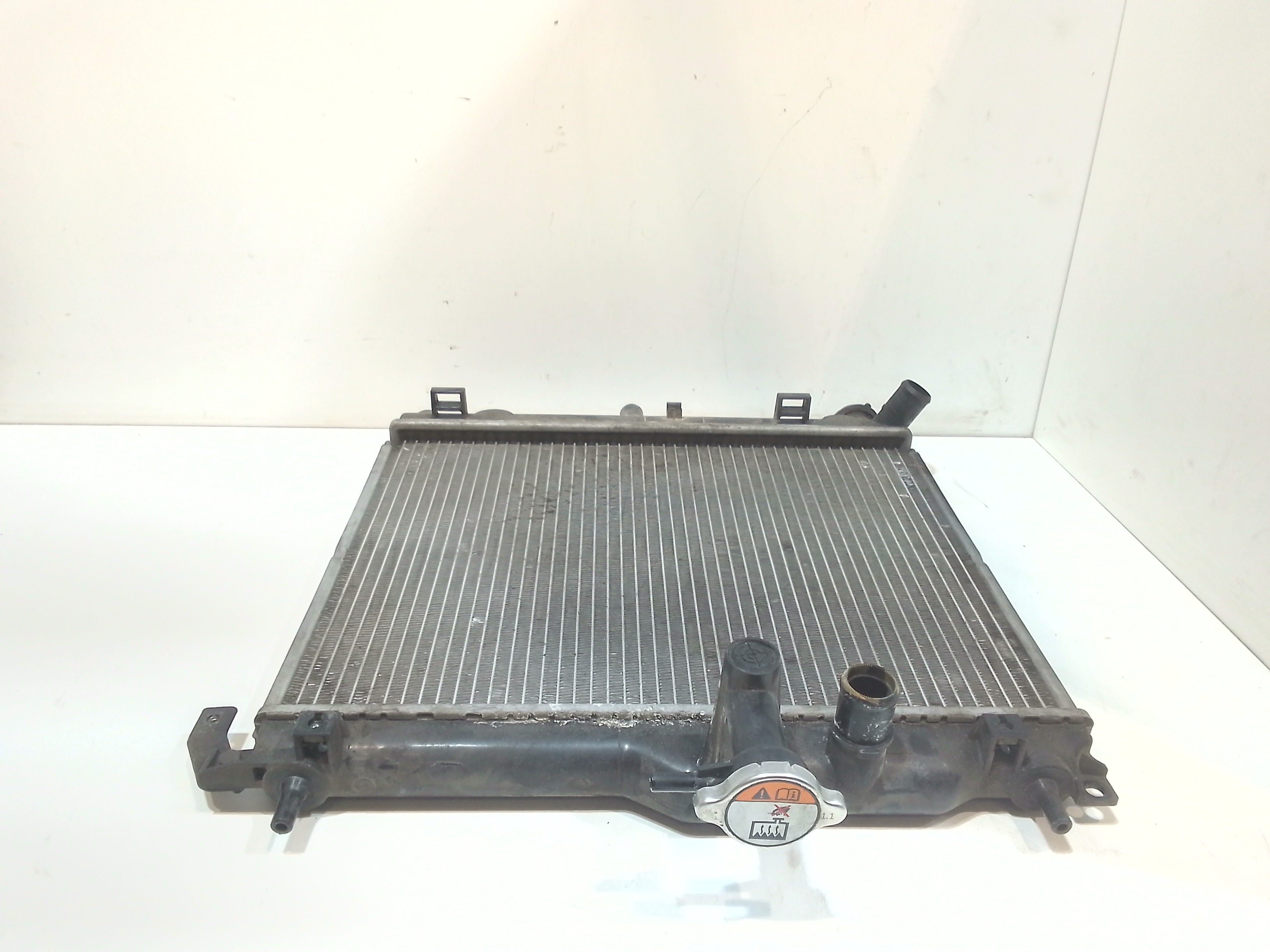Radiatore acqua per Hyundai I10 1 Serie (2007 - 2011)