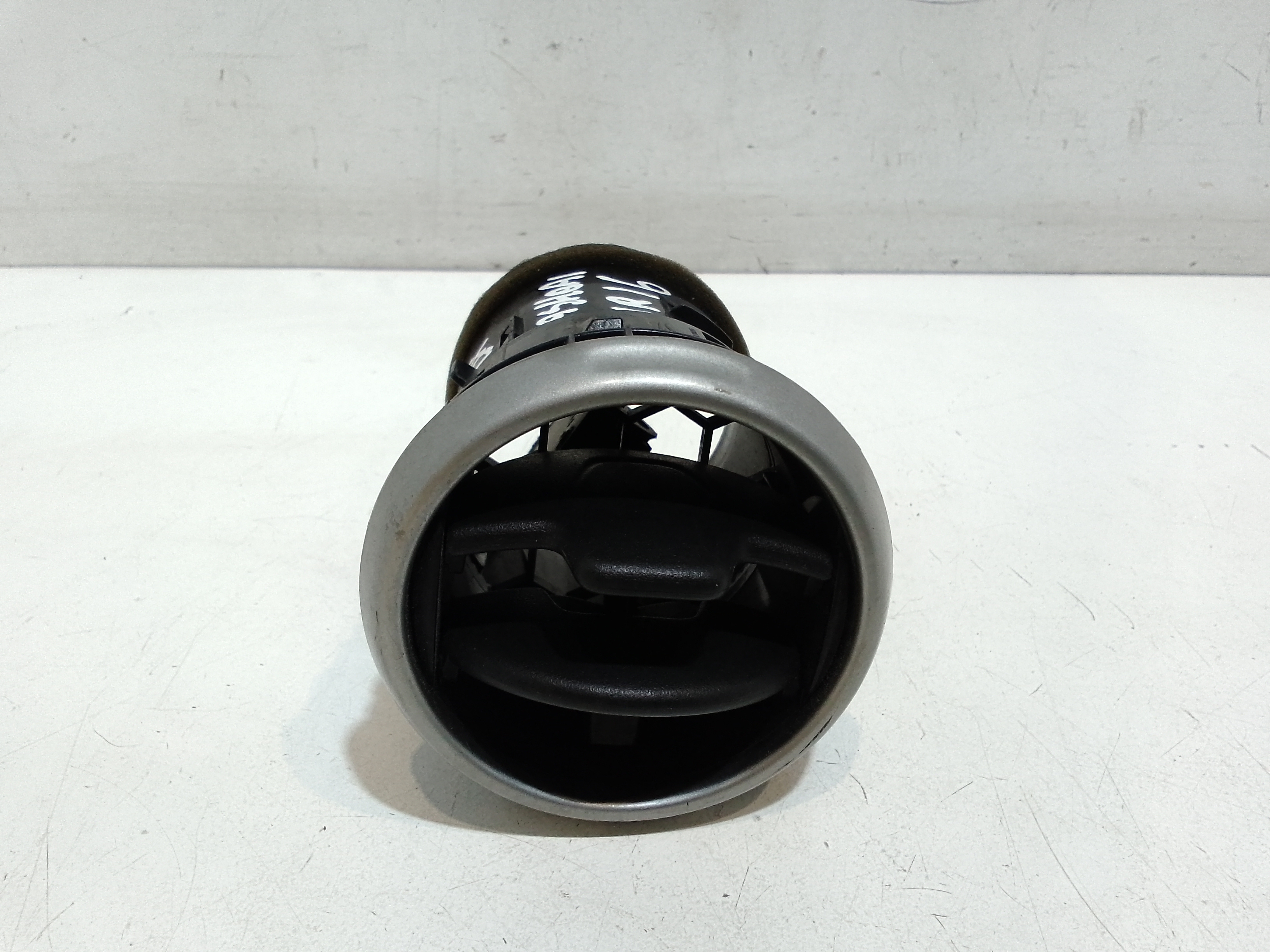 Bocchetta aria cruscotto lato passeggero per Nissan Qashqai 2 Serie (2010 - 2013)