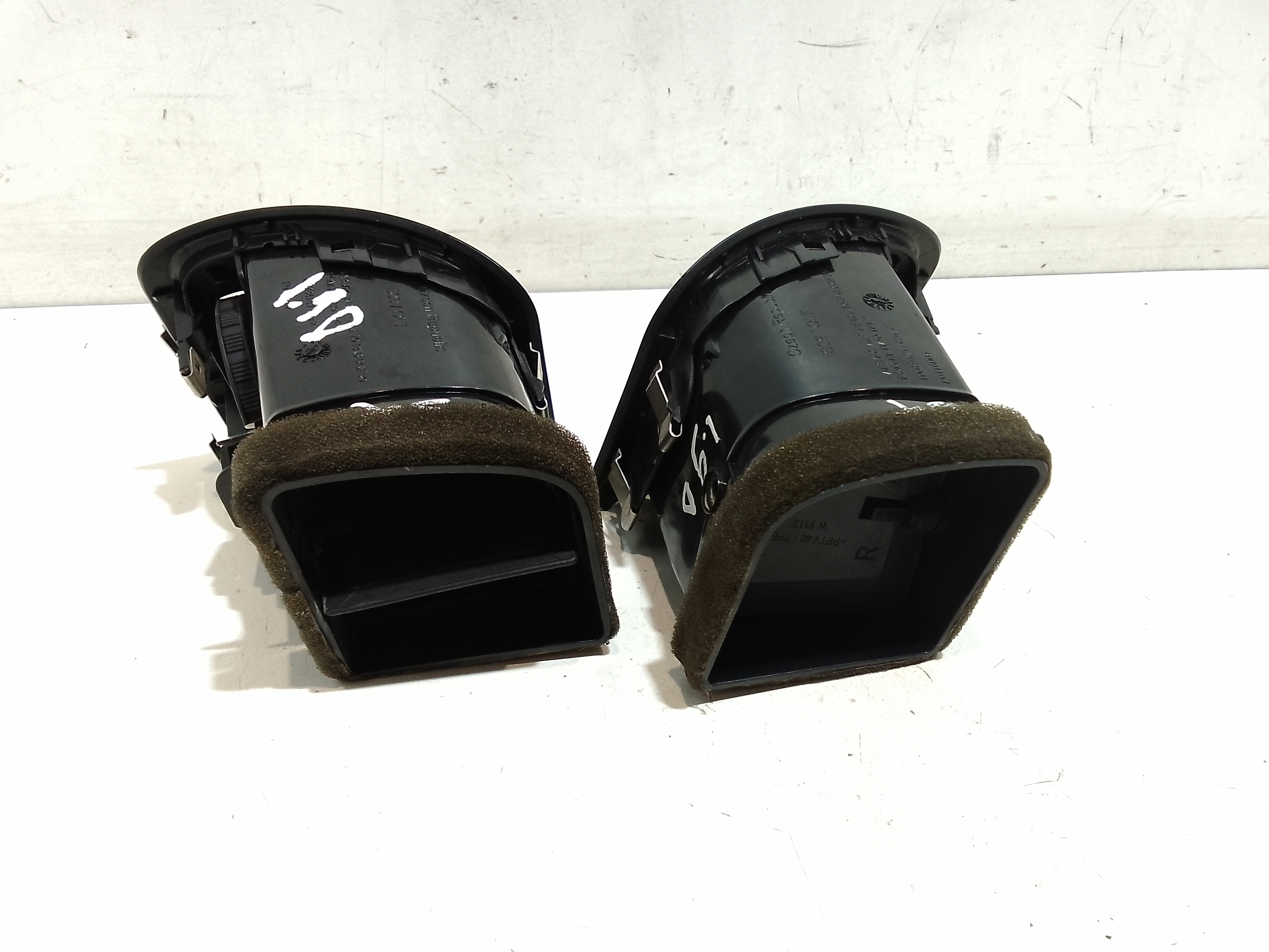 Bocchette aria cruscotto DX e SX per Skoda Fabia Berlina 2 Serie (2007 - 2014)