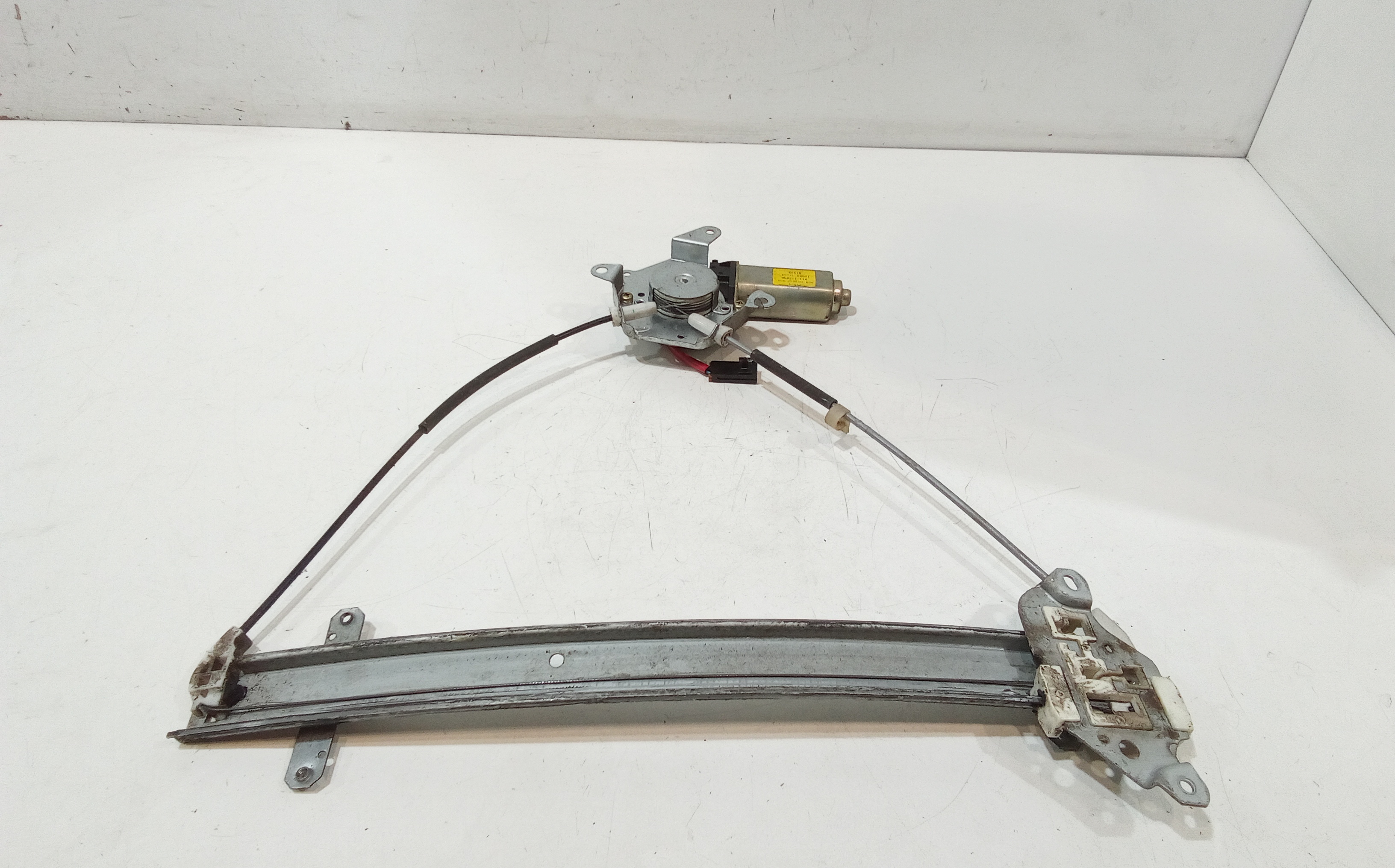 Cremagliera anteriore sinistra Guida per Nissan Almera 1 Serie (1995 - 2000)