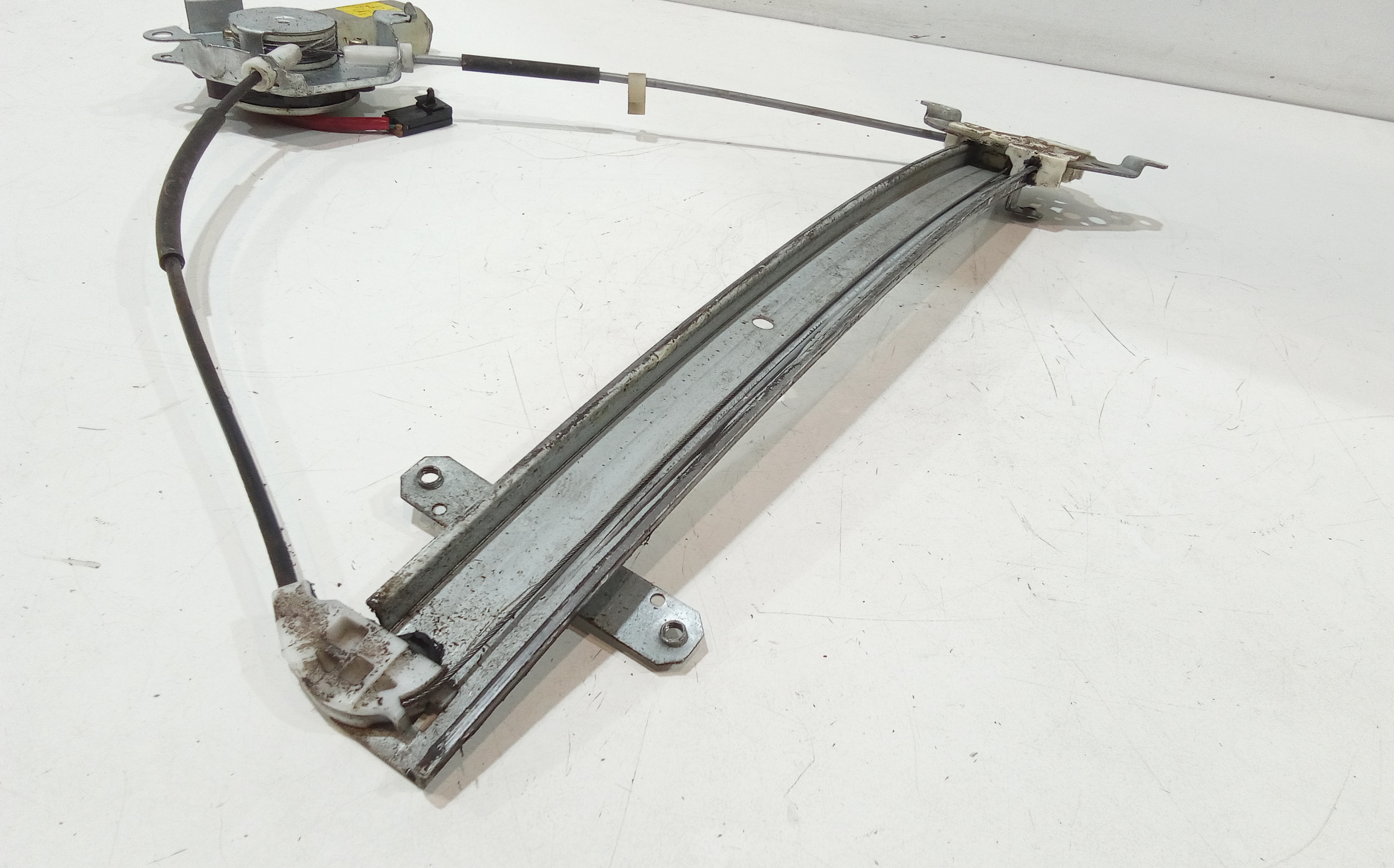 Cremagliera anteriore sinistra Guida per Nissan Almera 1 Serie (1995 - 2000)