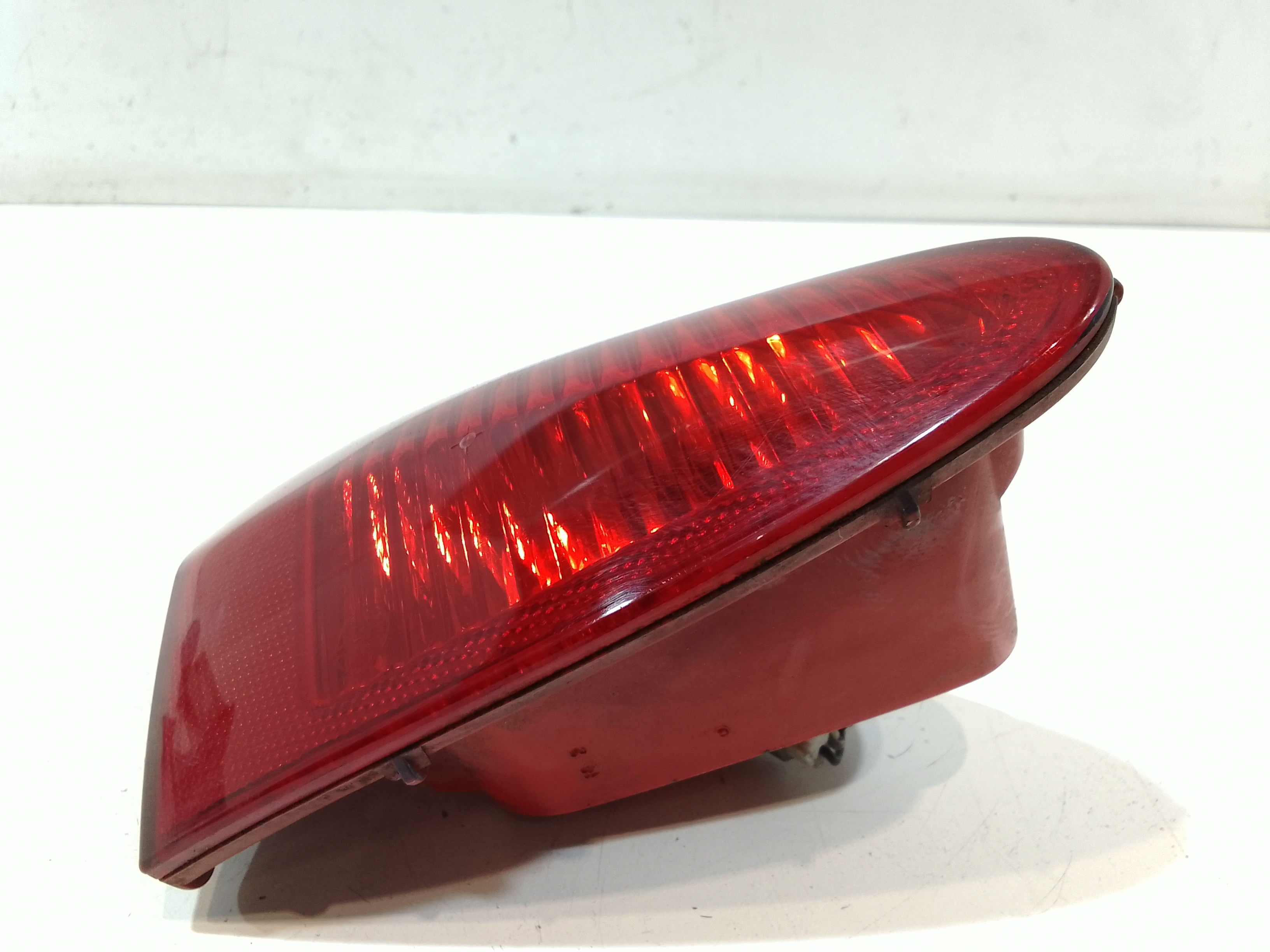 Stop Posteriore Sinistro Integrato nel Portello per Alfa Romeo 147 Serie (937) (00>05<) (2000 - 2005)