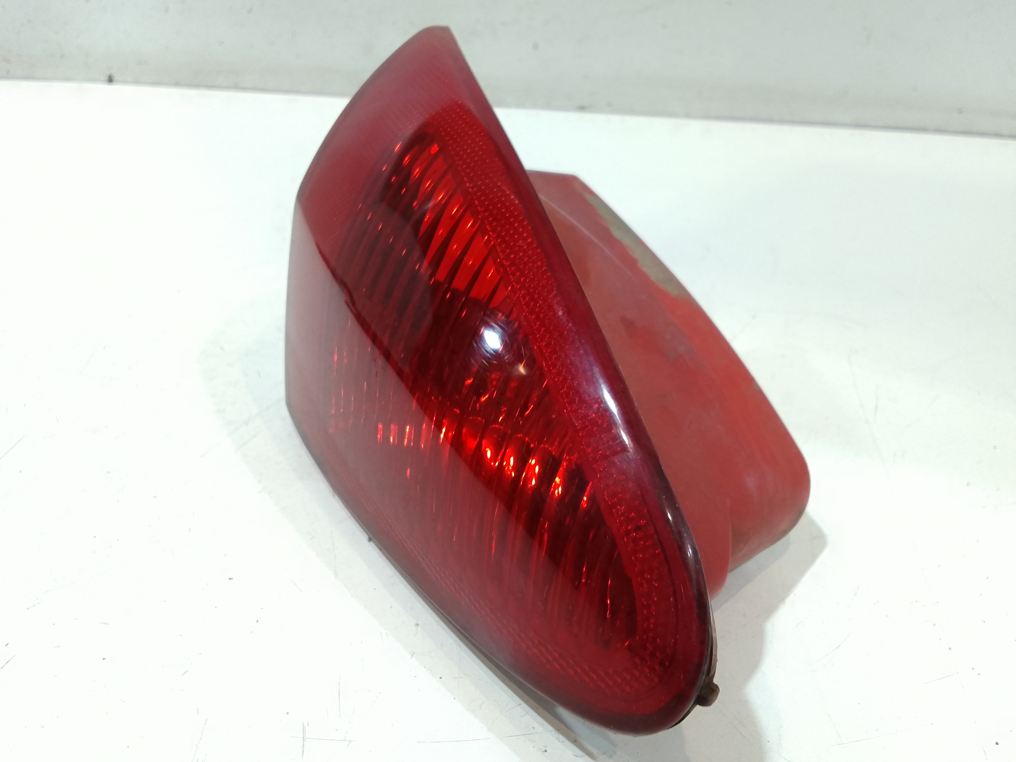 Stop Posteriore Sinistro Integrato nel Portello per Alfa Romeo 147 Serie (937) (00>05<) (2000 - 2005)