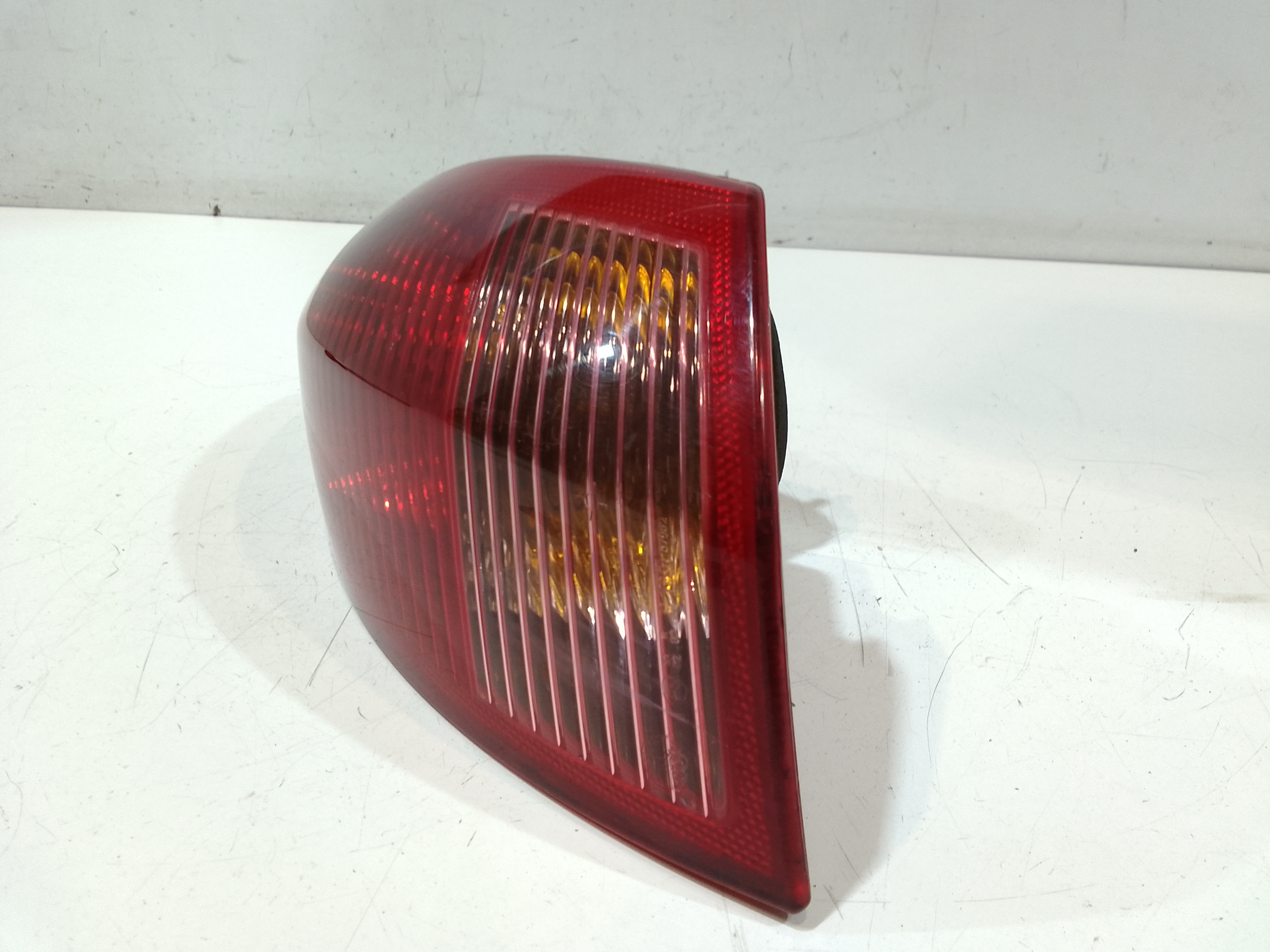 Stop fanale Posteriore sinistro lato Guida per Alfa Romeo 147 Serie (937) (00>05<) (2000 - 2005)