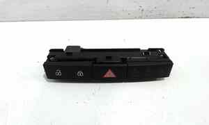 Pulsante luci di emergenza per Opel Astra J 2 Serie (2011 - In produzione)